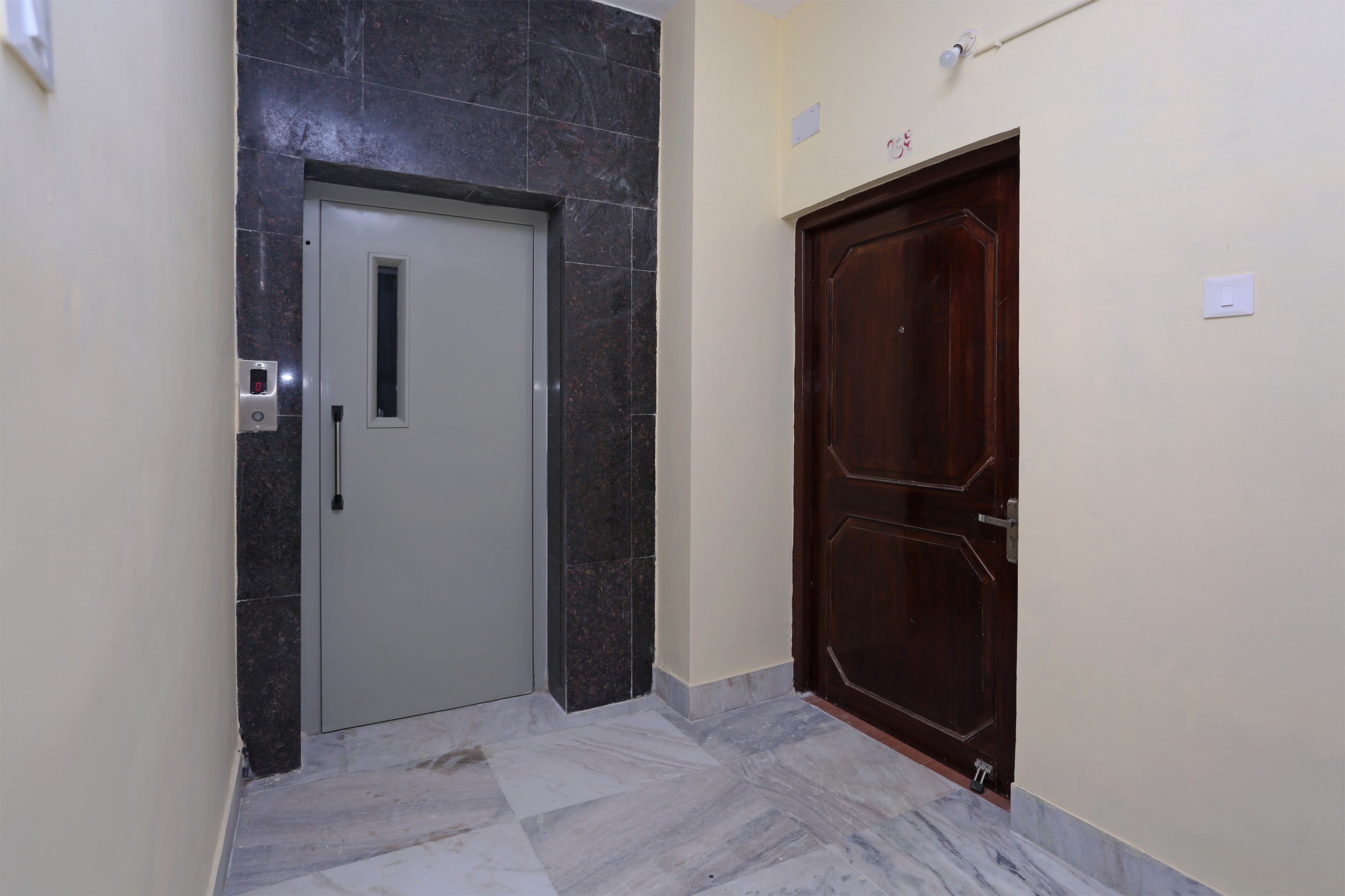 OYO Flagship 17276 The Maple Tree Hotels, Bhubaneswar 2