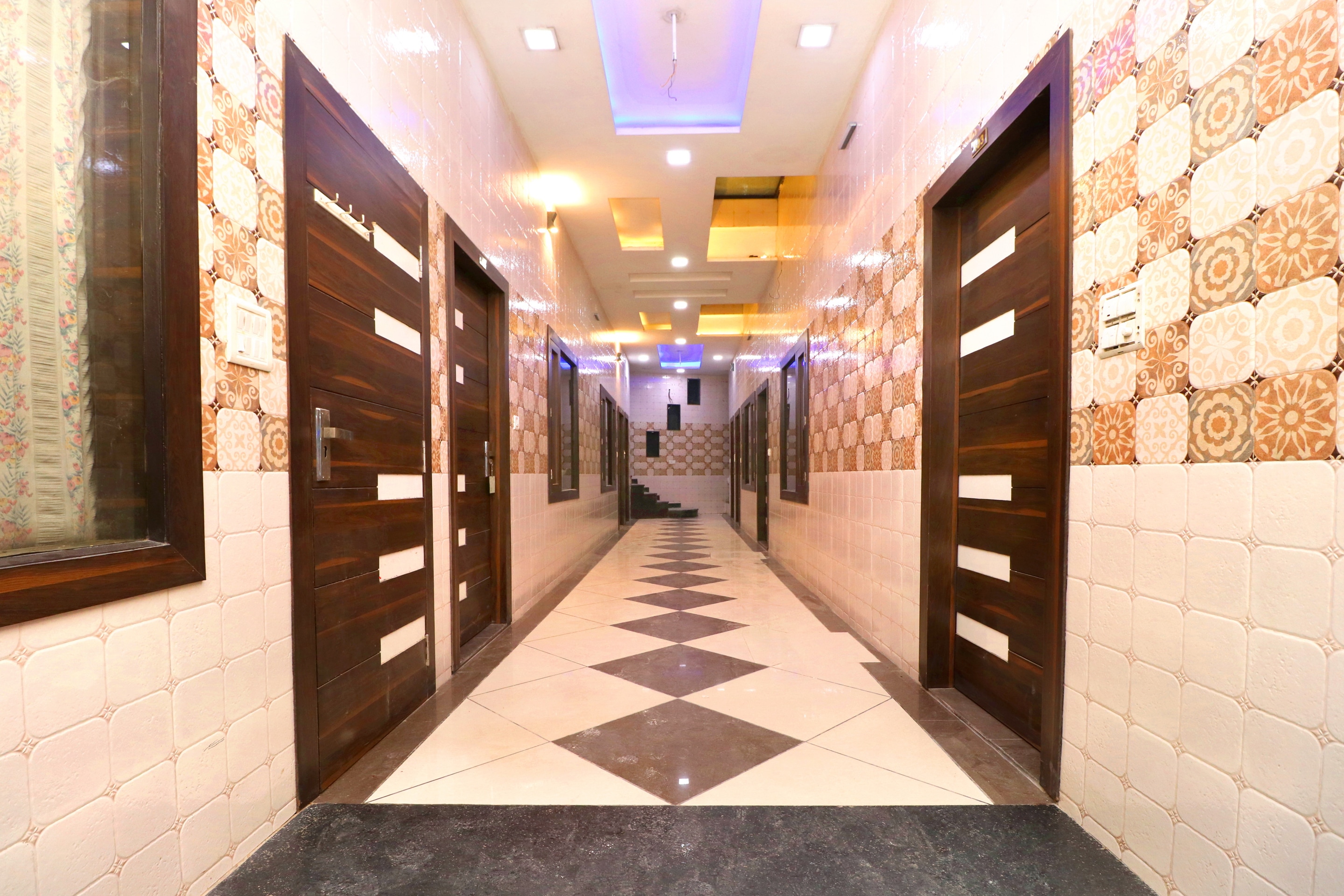 OYO Flagship 18478 Hotel Max, Jalandhar 5