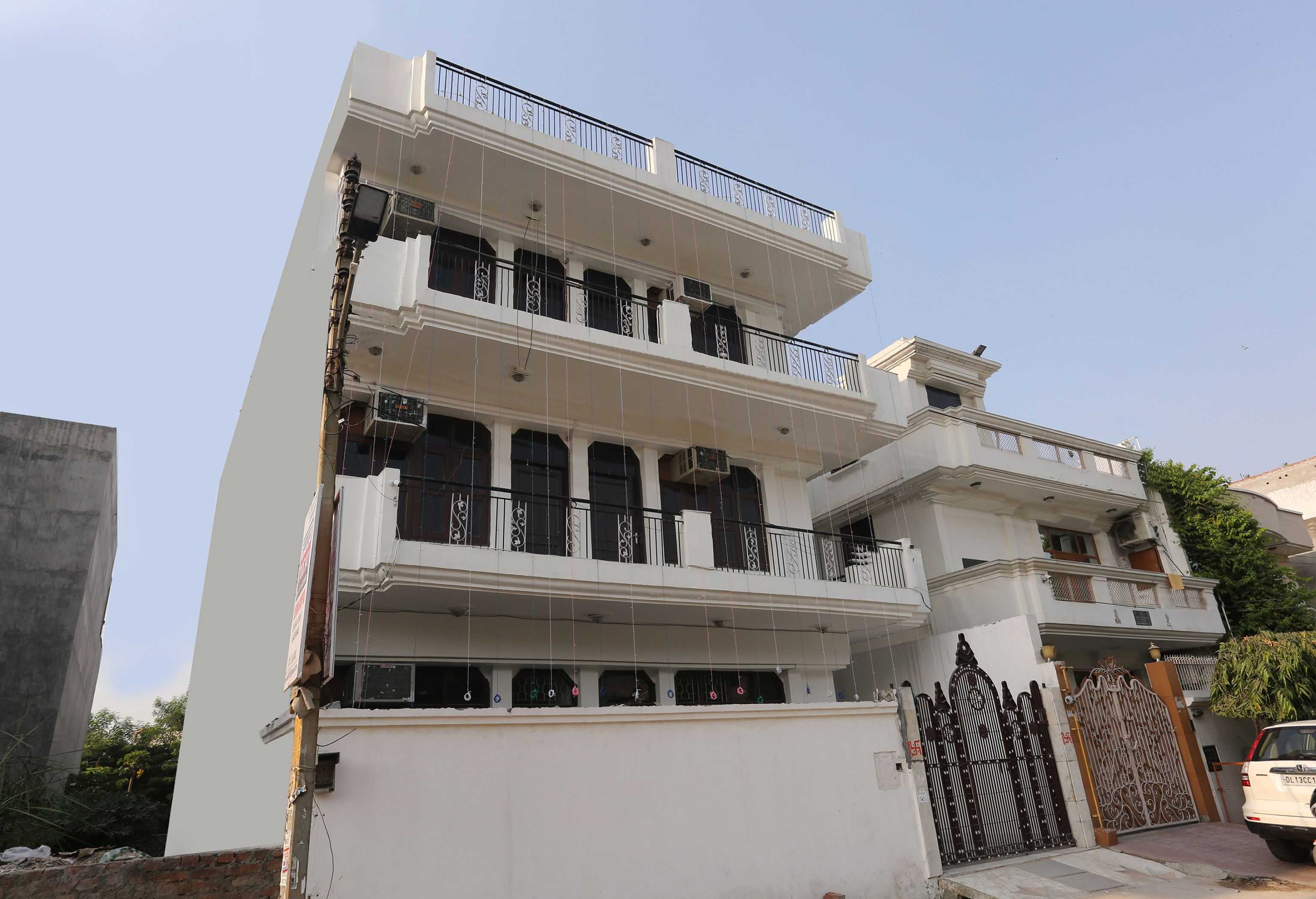 أو واي أو 18669 شري بالس, Ghaziabad 2