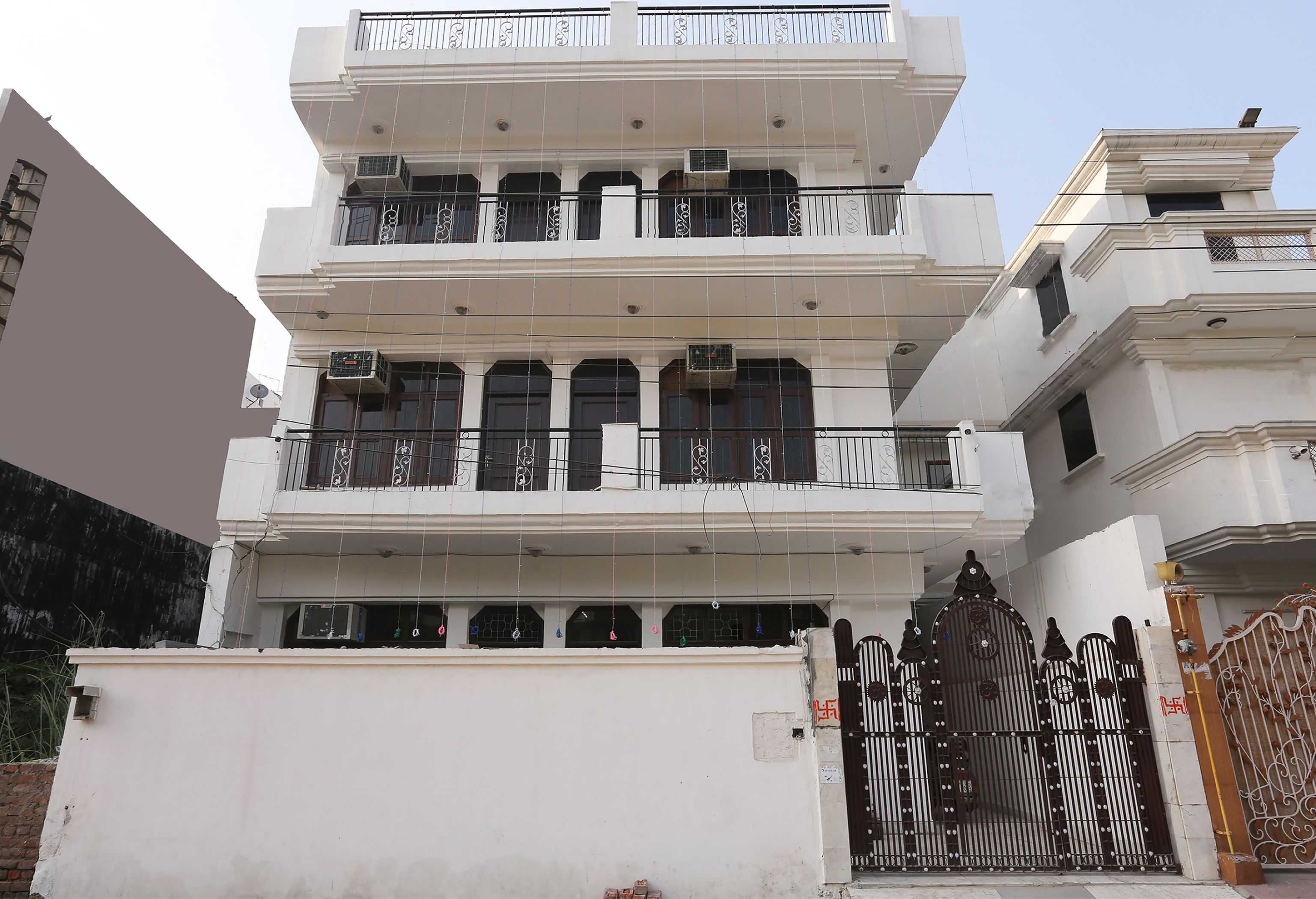 أو واي أو 18669 شري بالس, Ghaziabad 3