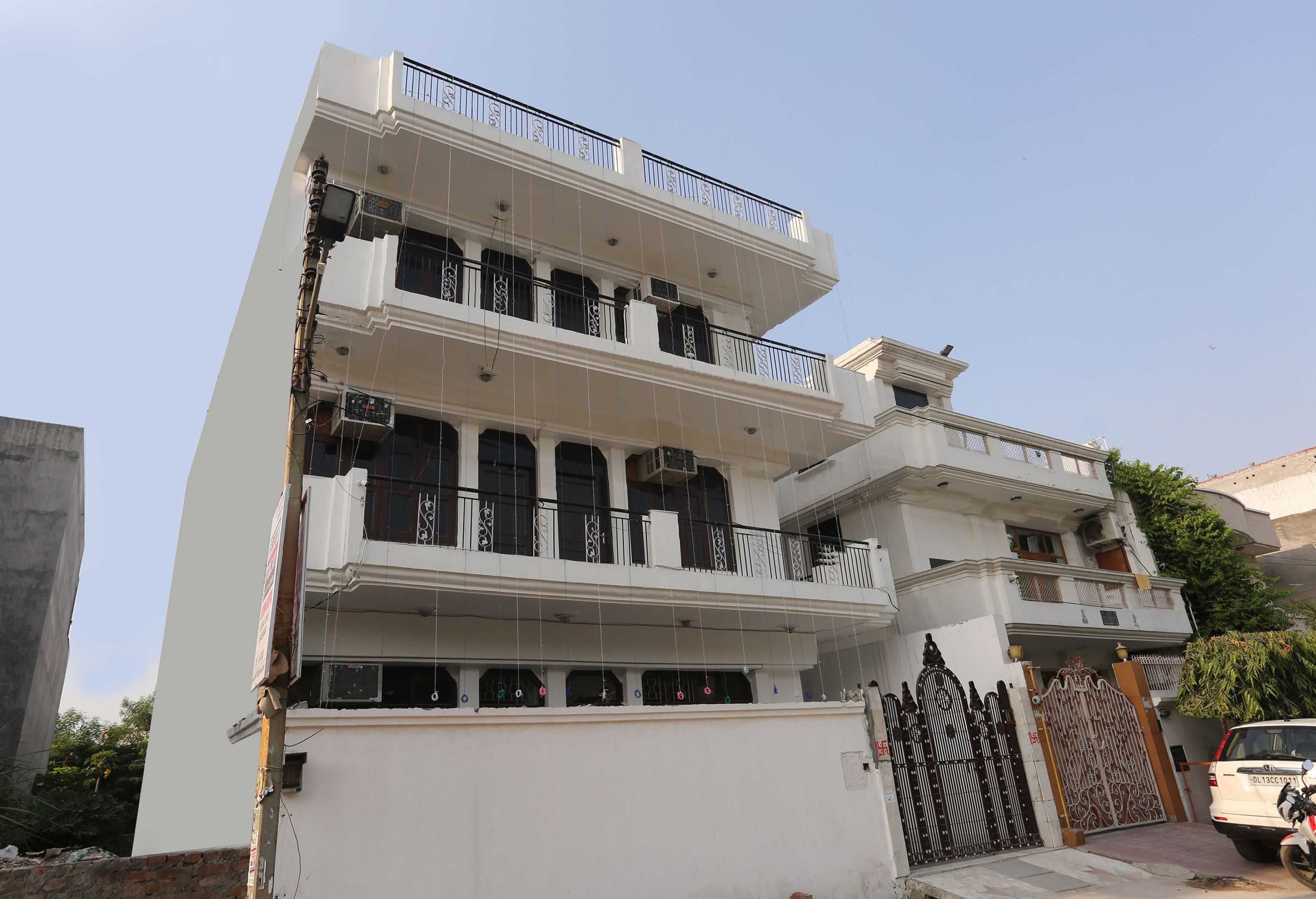 أو واي أو 18669 شري بالس, Ghaziabad 4