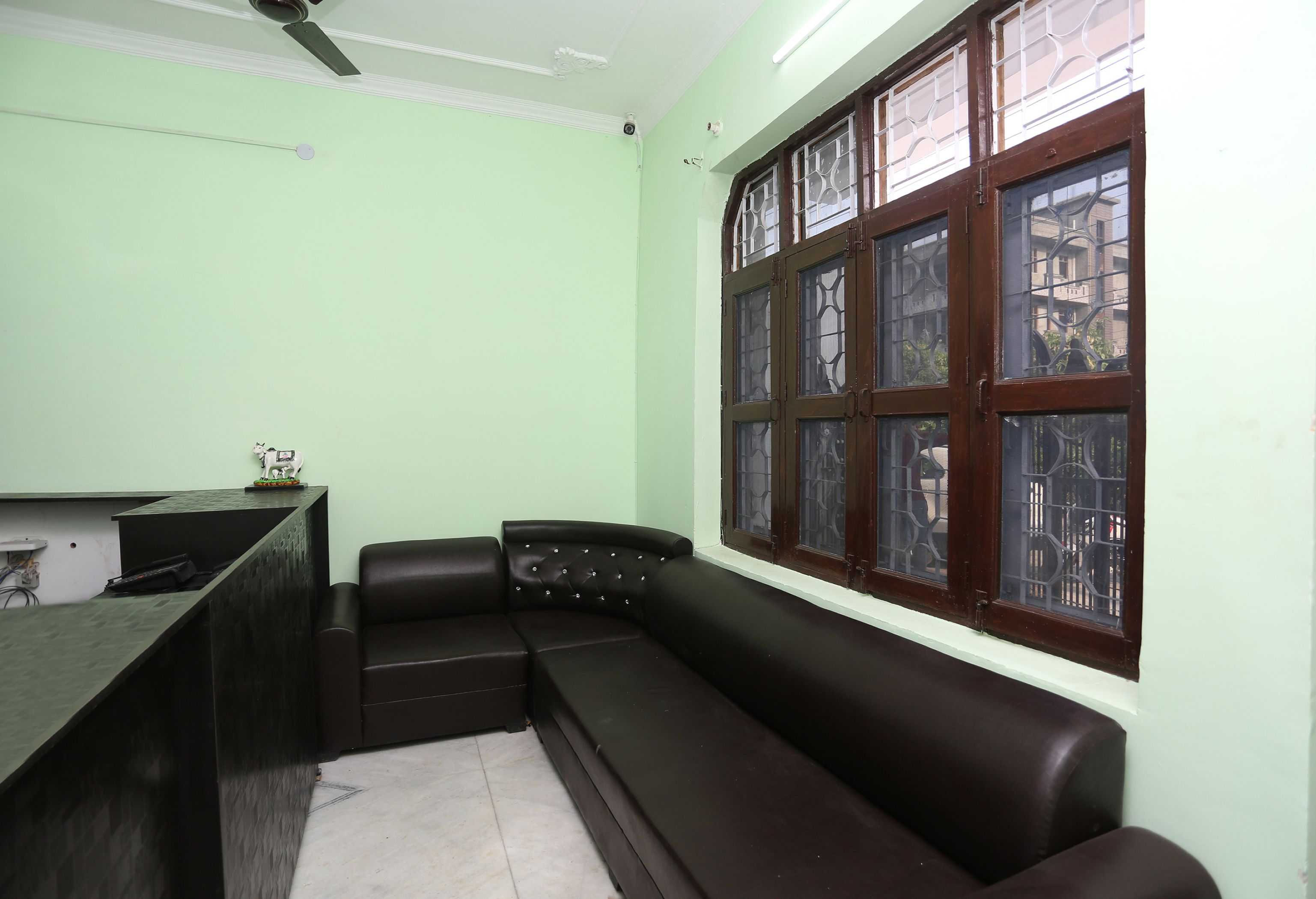أو واي أو 18669 شري بالس, Ghaziabad 5