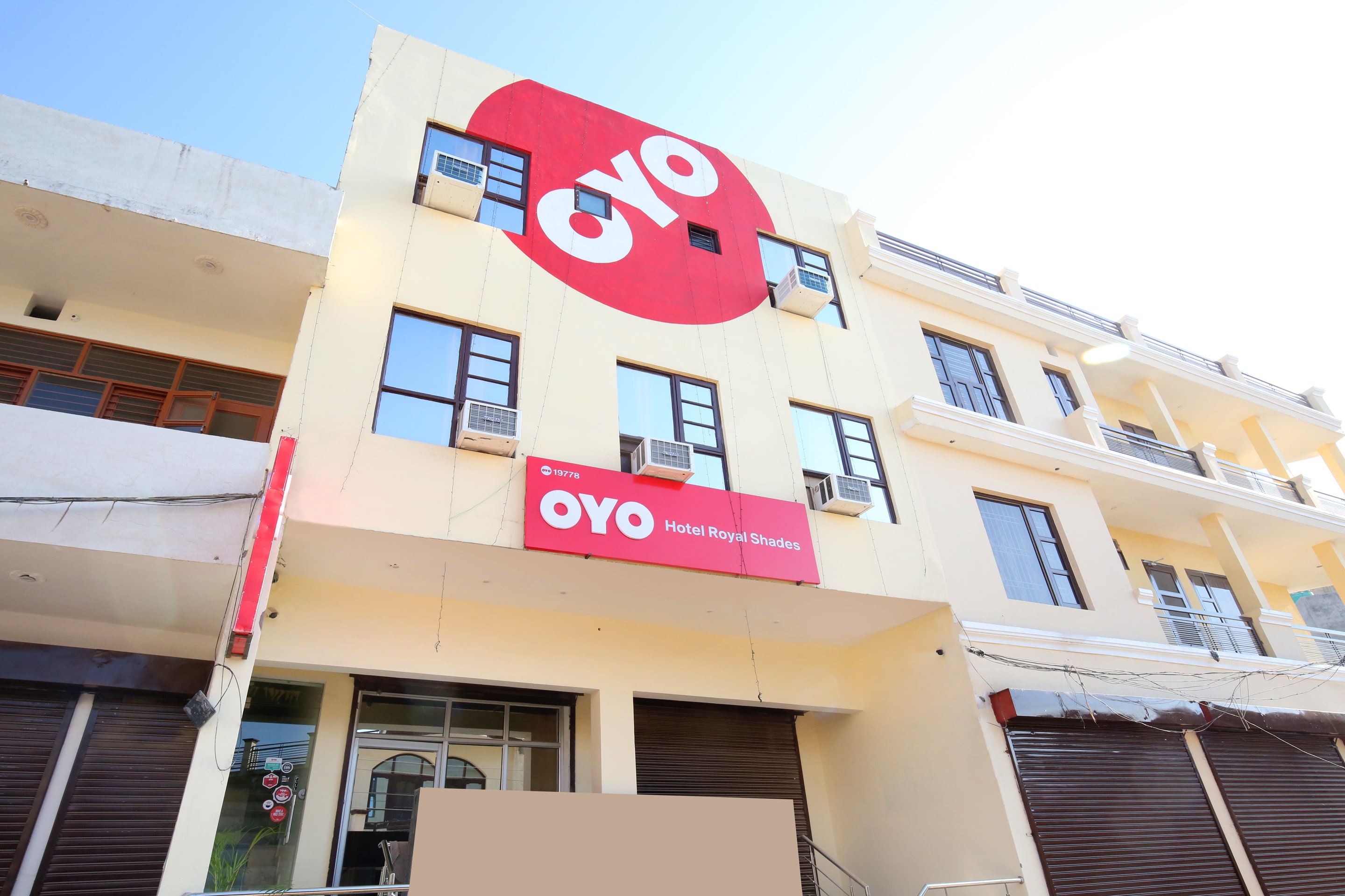 OYO 19778 Hotel Royal Shades, Chandigarh 2
