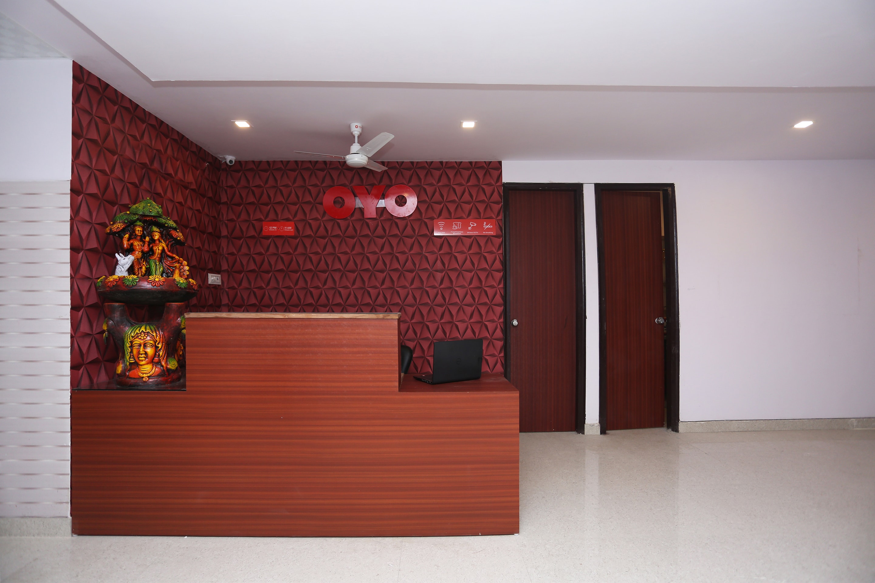 OYO 22079 Hotel Blueberry, Faridabad 1