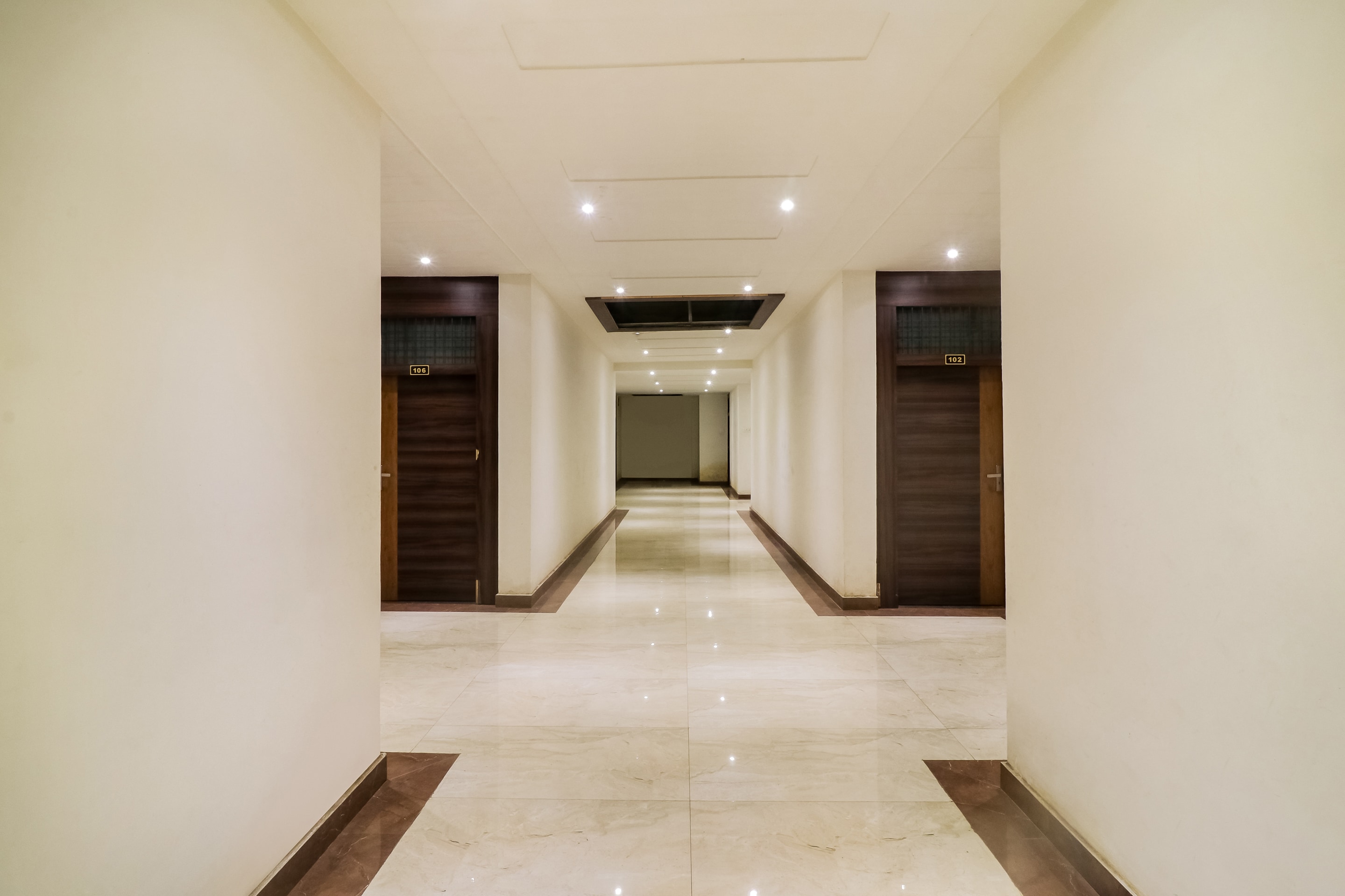OYO Flagship 22705 Triveni Inn, Bulandshahar 2