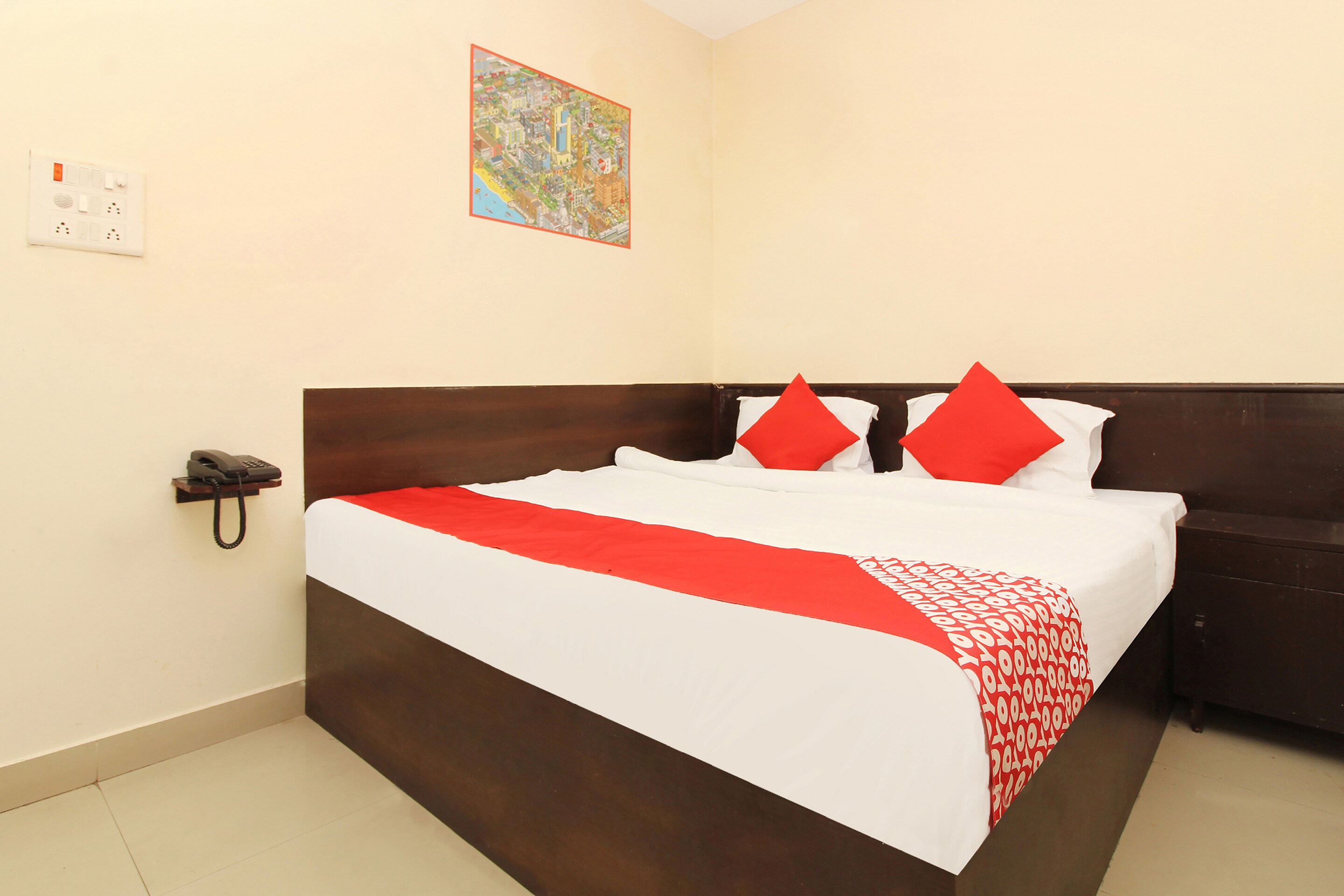 OYO Vasundhara Guest House Near Tankbund, Hyderabad 4