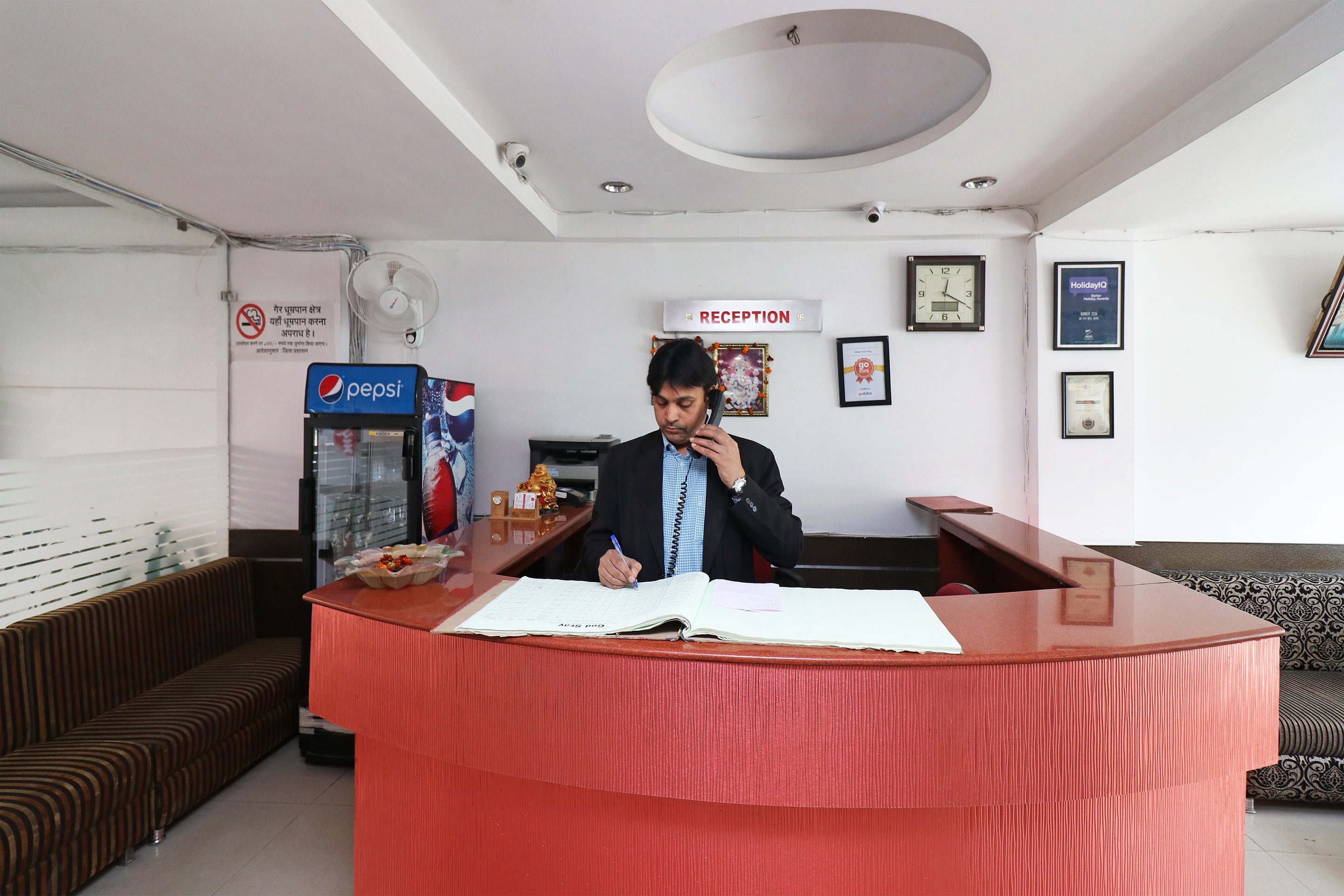 OYO 27866 Hotel Gud Stay, Bhopal 3
