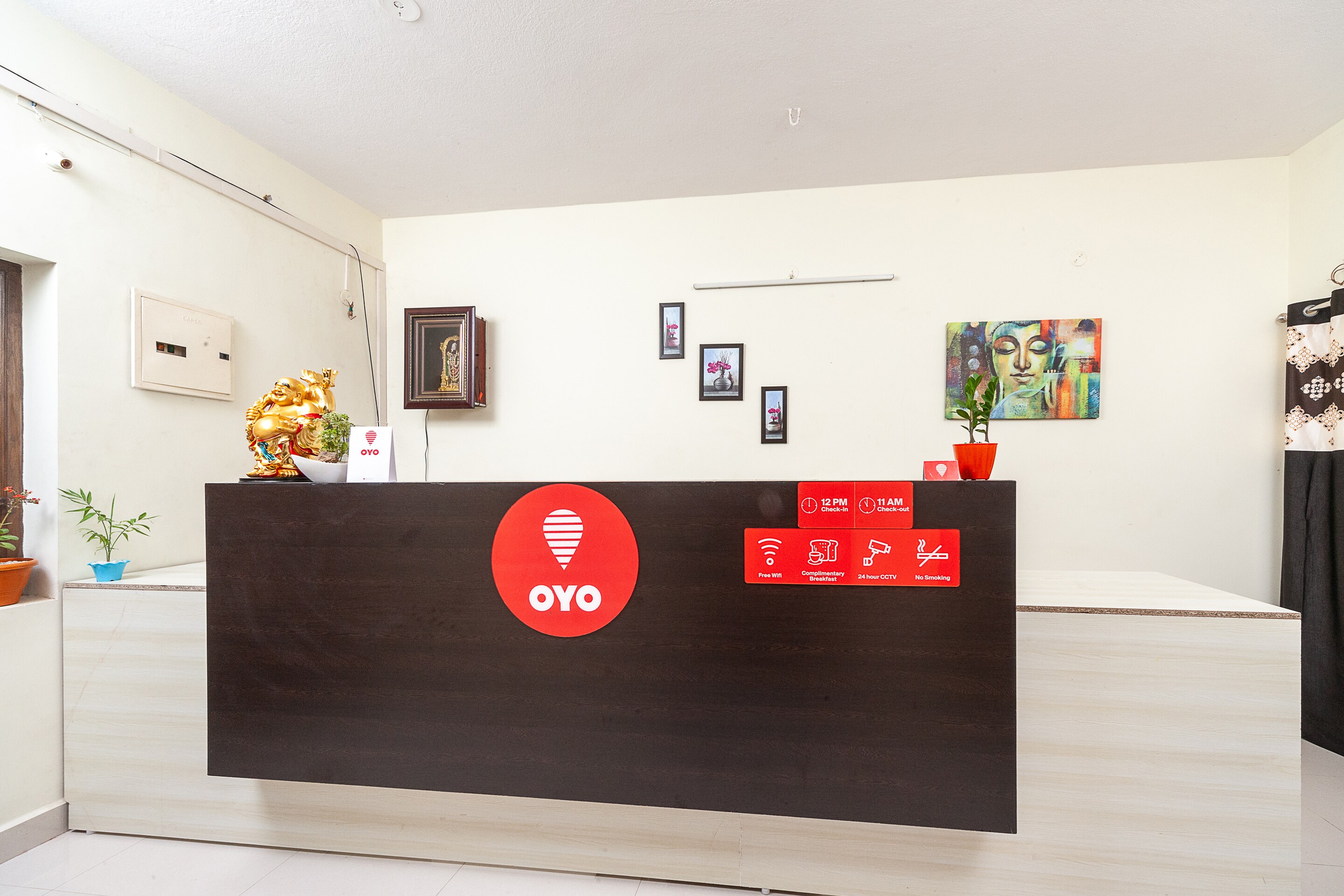 OYO Flagship 28658 The Swarg Residence, Chennai 5