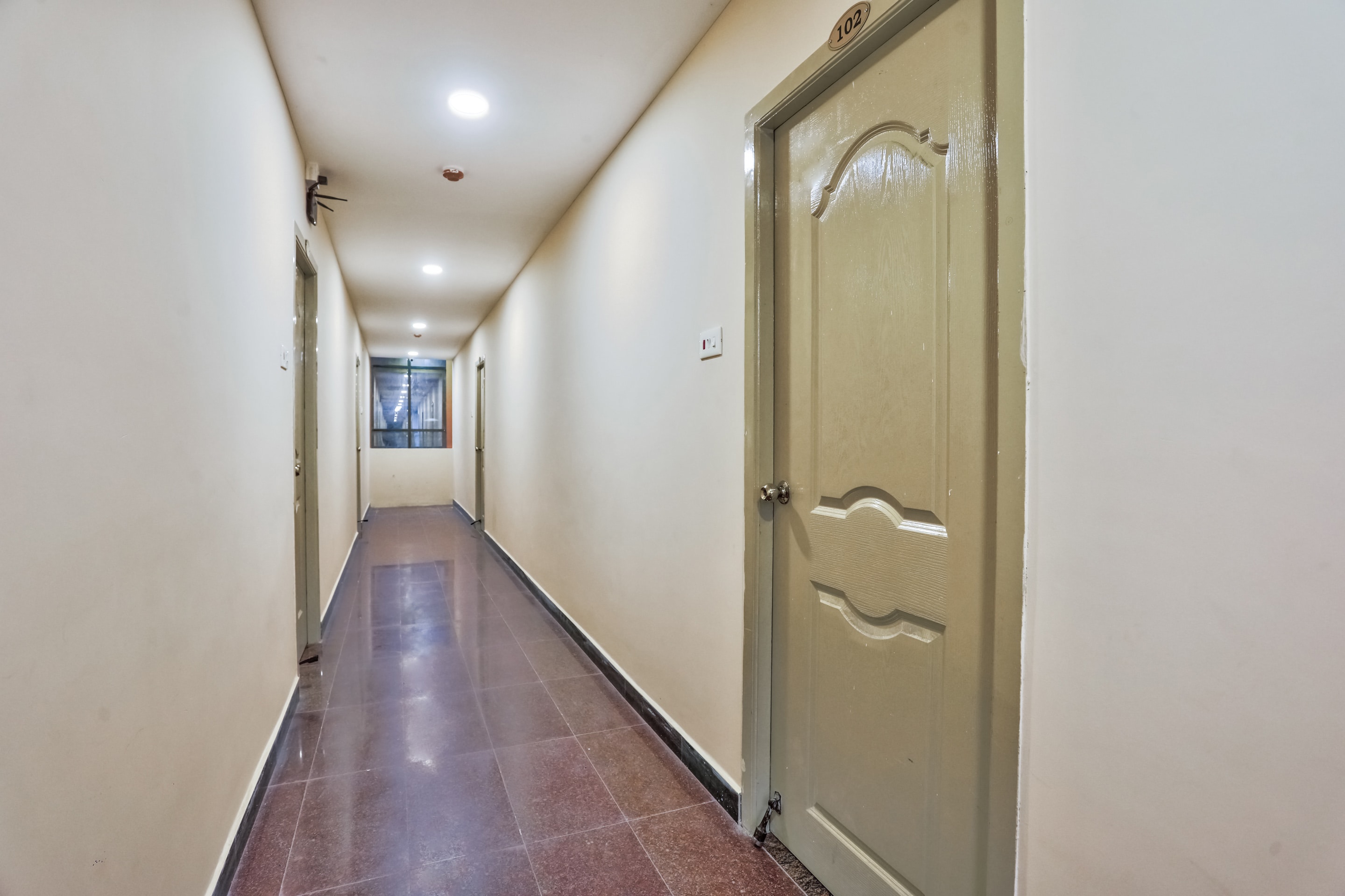 أو واي أو 29878 سري أبيرامي إن, Pondicherry 2