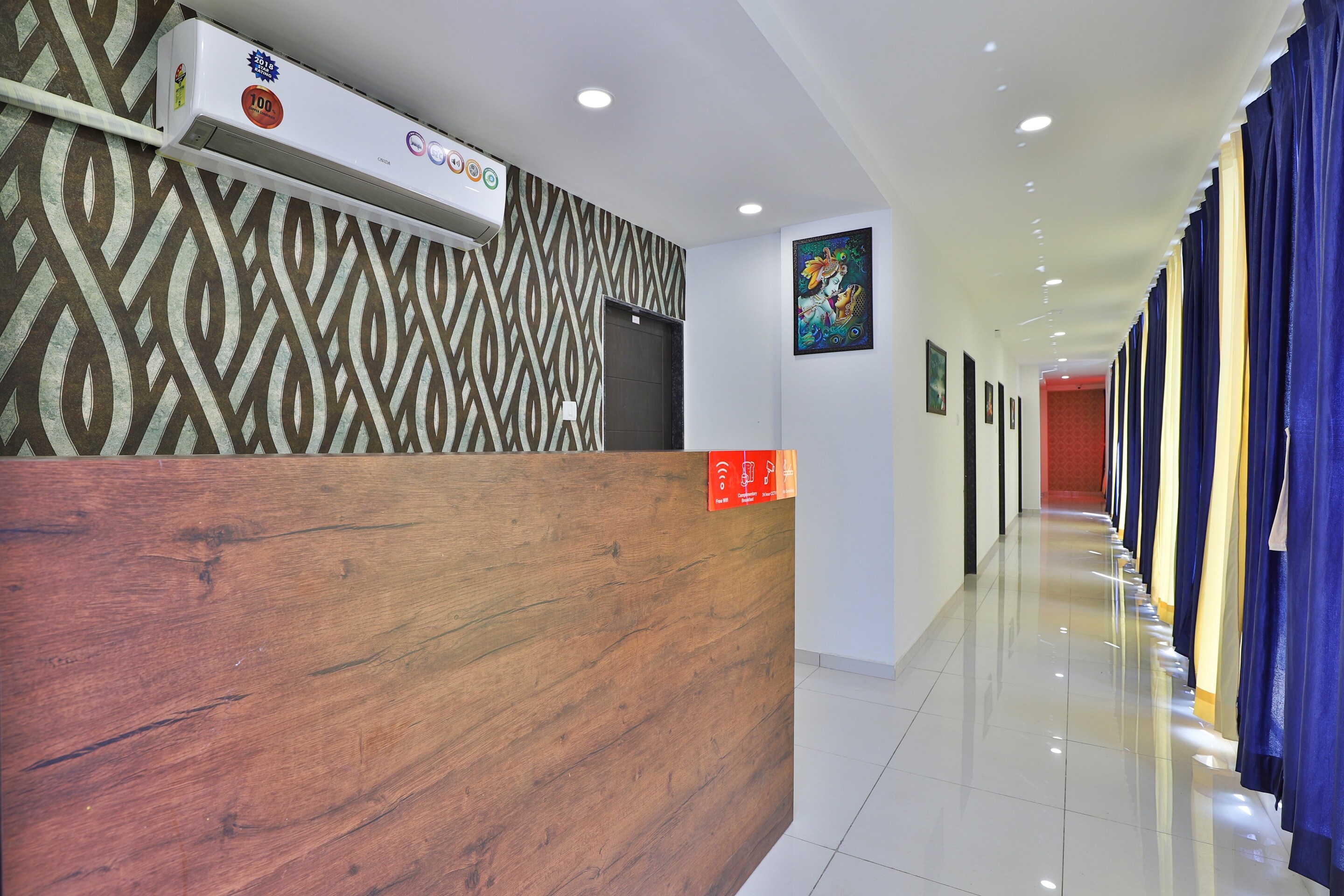 OYO 30540 Hotel Infinity, Vadodara 4