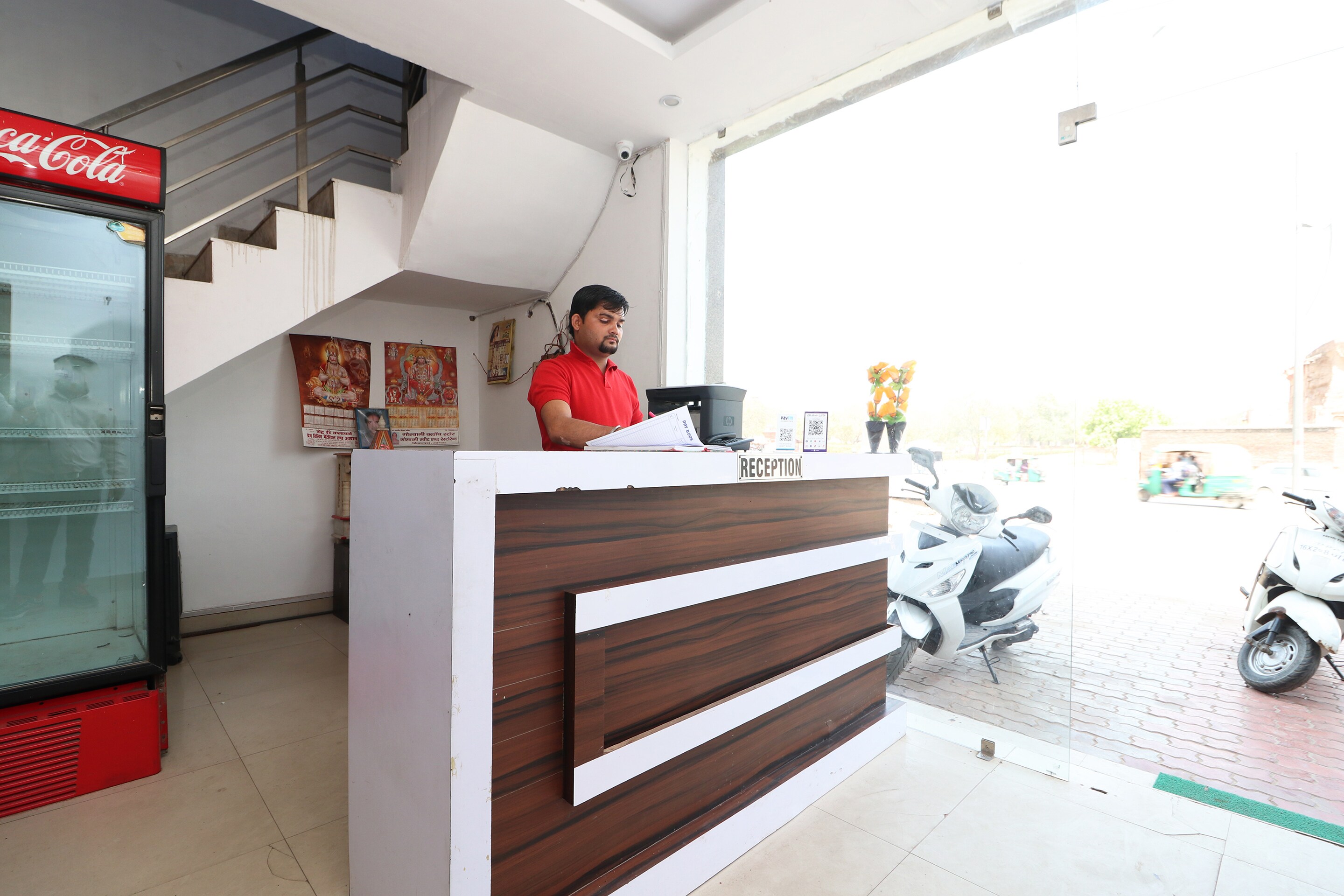OYO 30701 Four Seasons, Agra 5