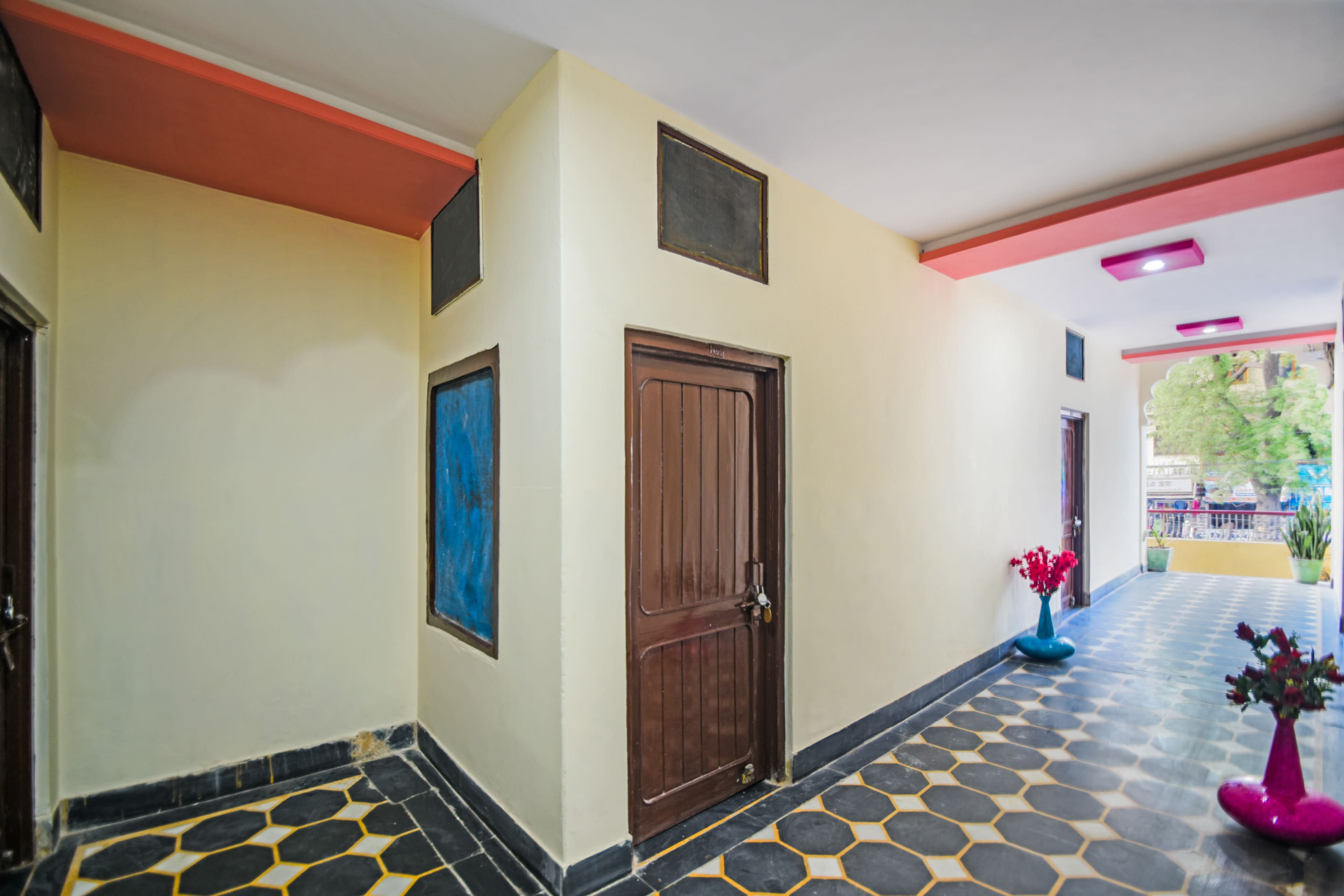 OYO 37450 Hotel Siddharth, Udaipur 3