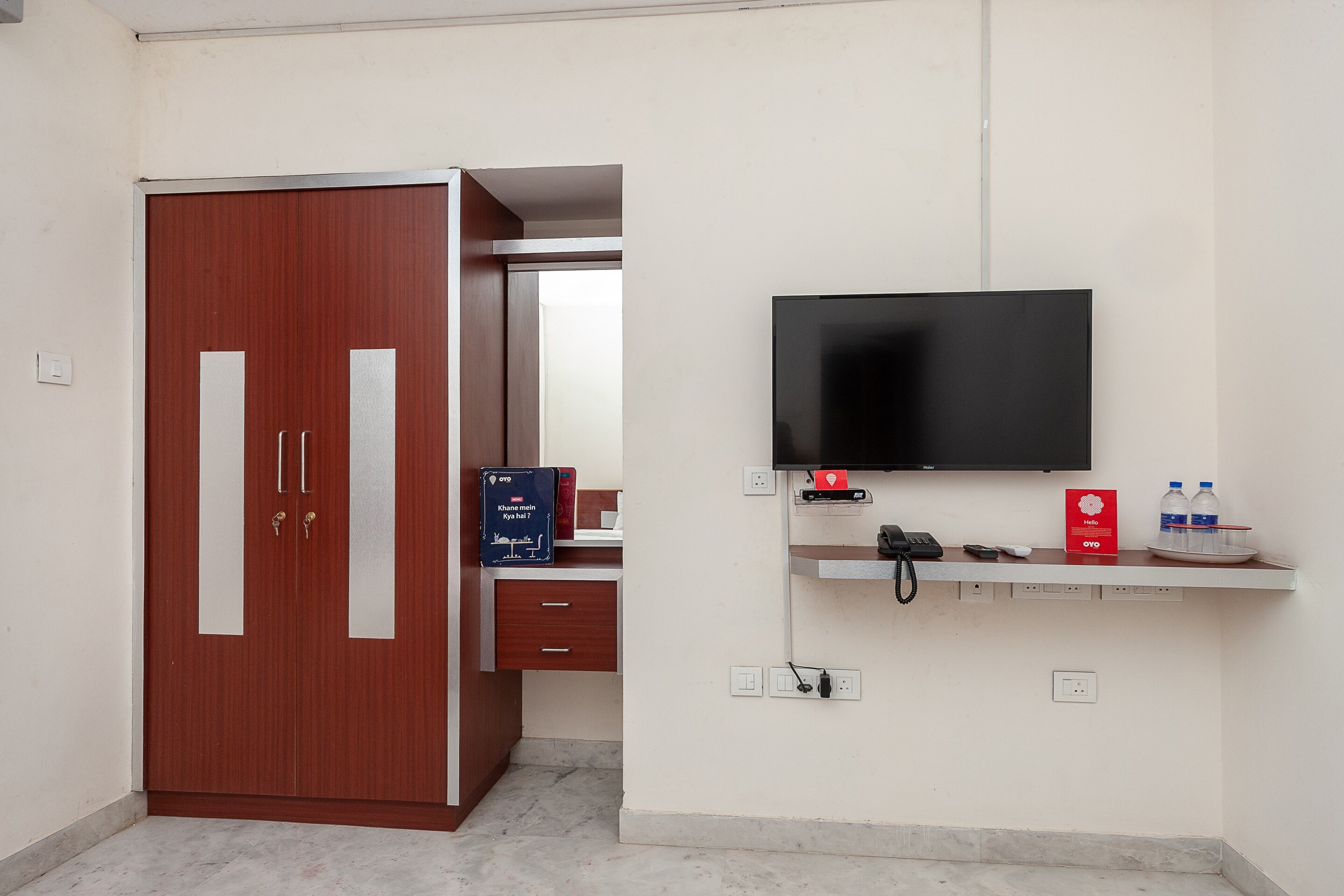 OYO 38033 Le Mint, Chennai 2