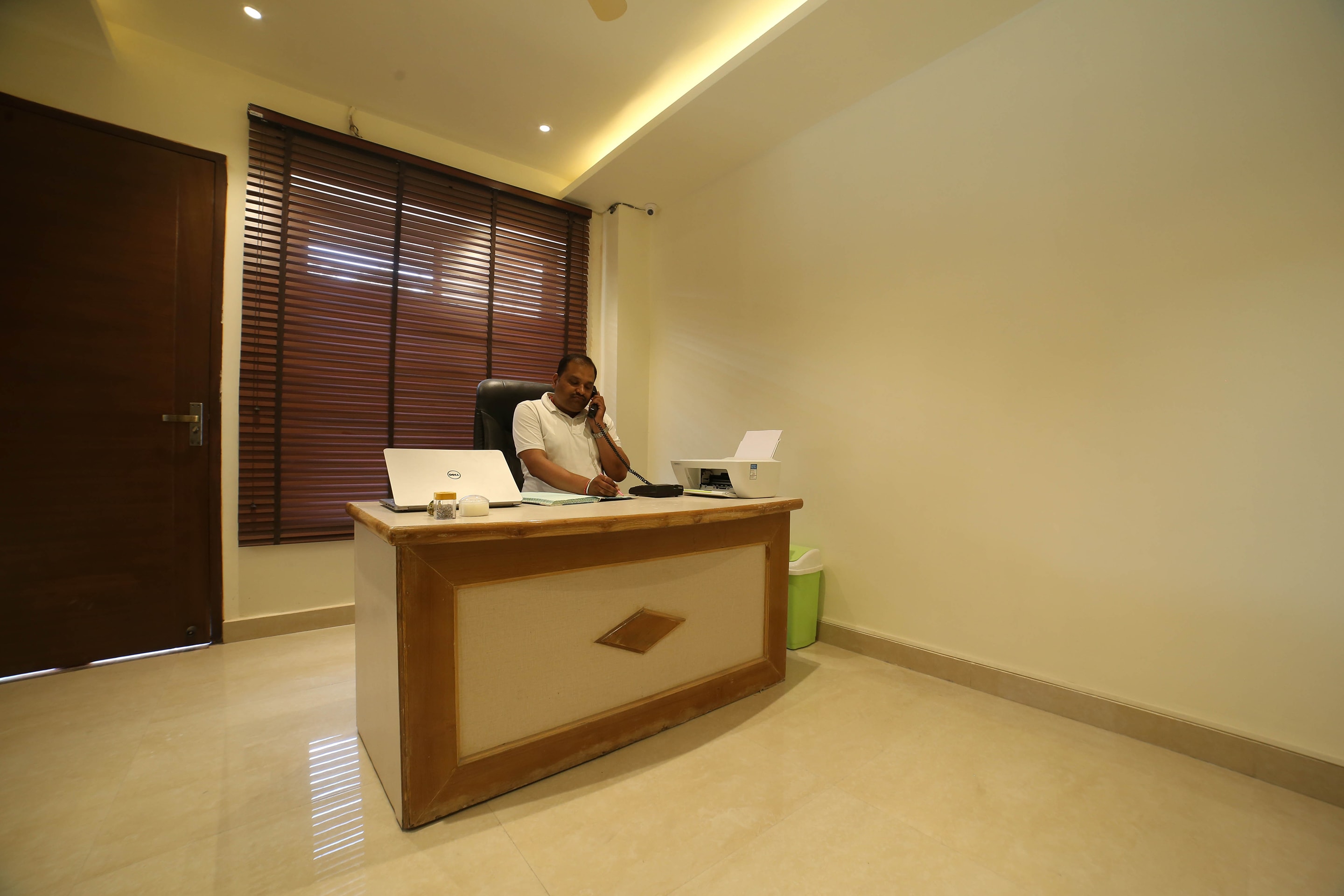 OYO 40422 Status inn, Dehradun 2