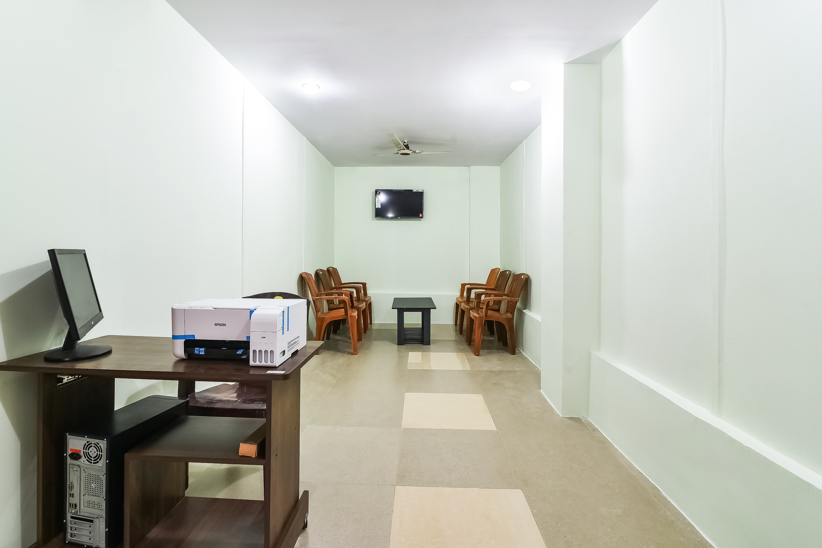 OYO 42984 Kartikeya Park View Residency, Chittoor 3