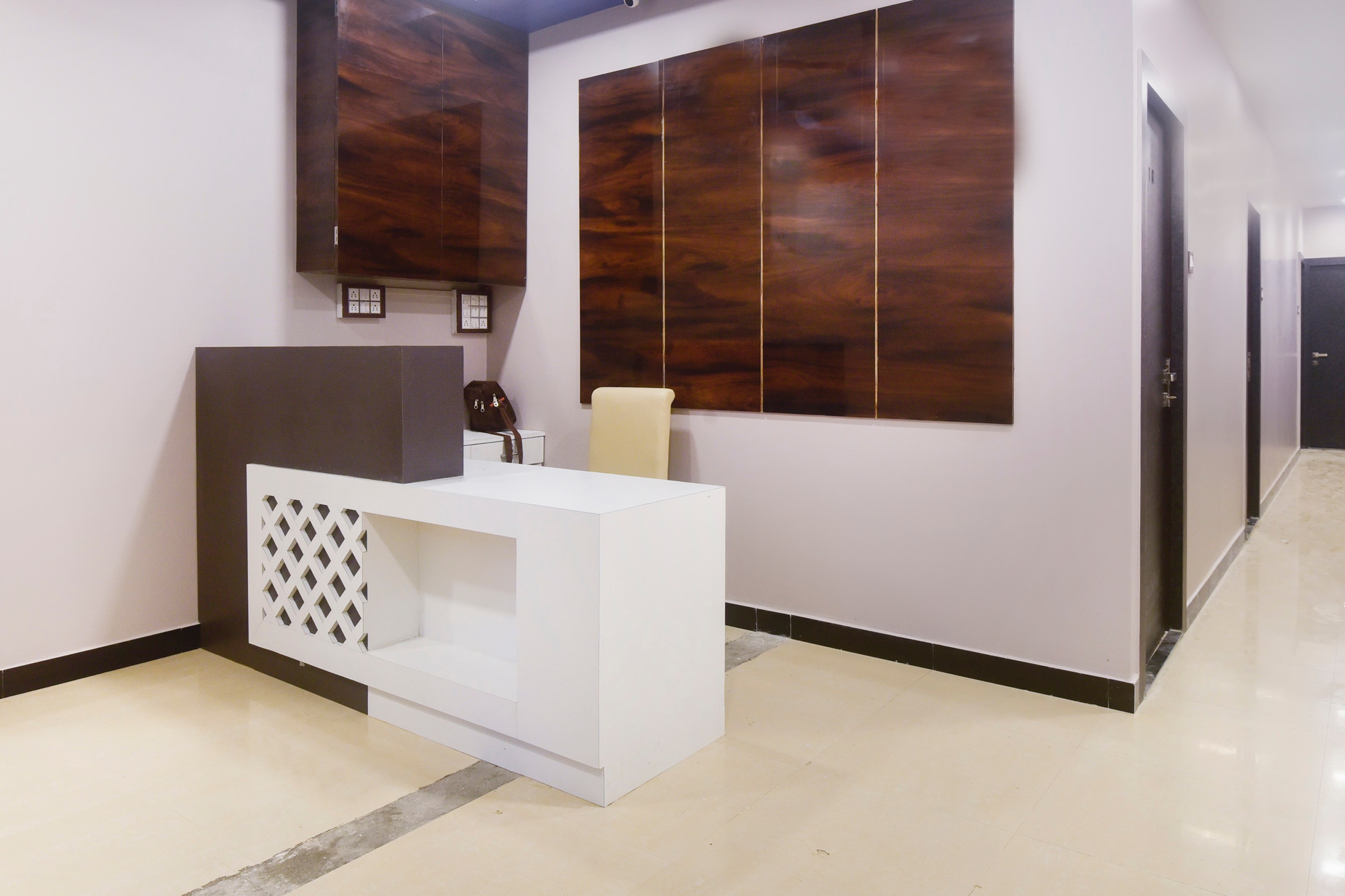 OYO 43474 Hotel Blue Sky, Mumbai 5
