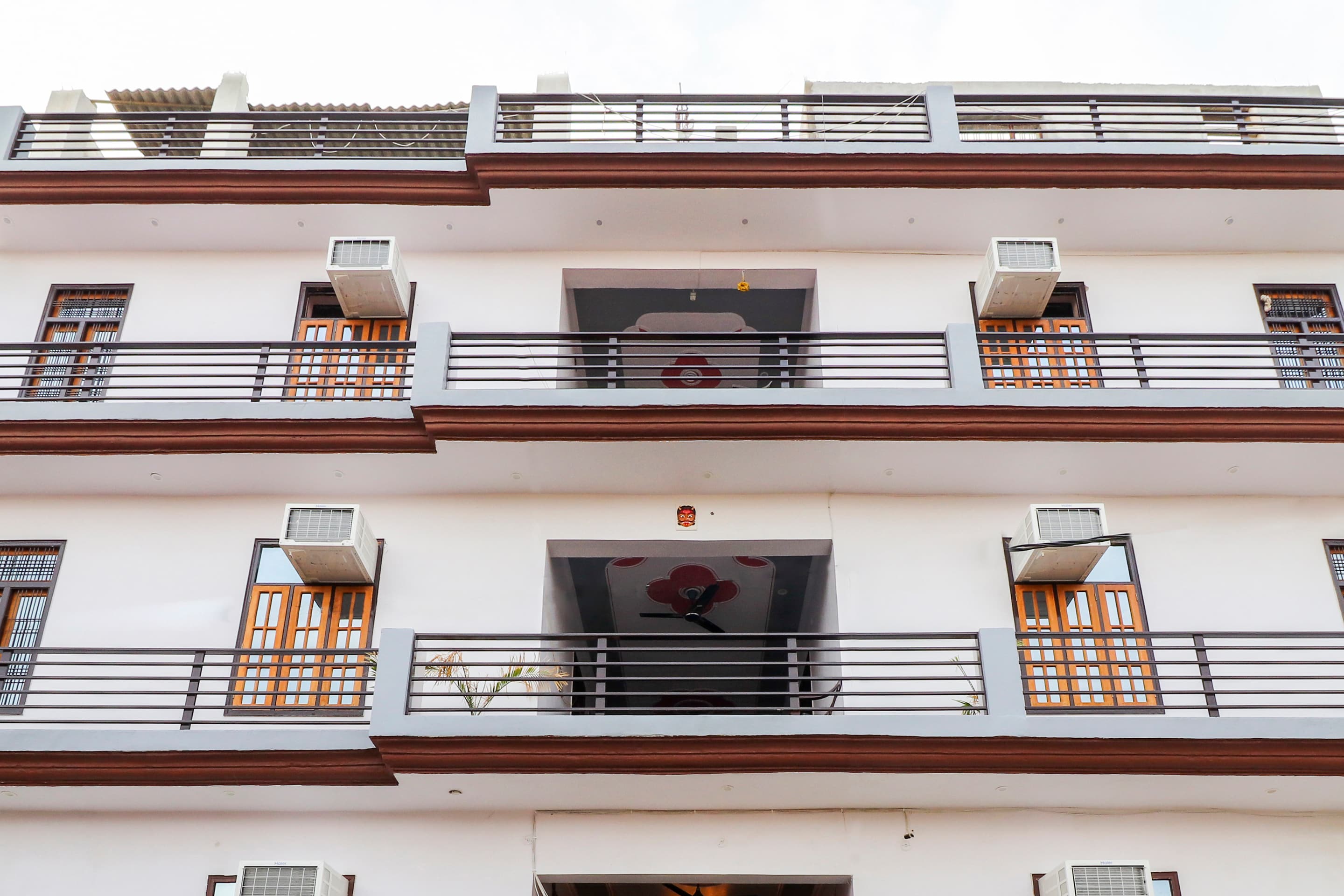 OYO 44205 Hotel Aryan Galaxy, Lucknow 5