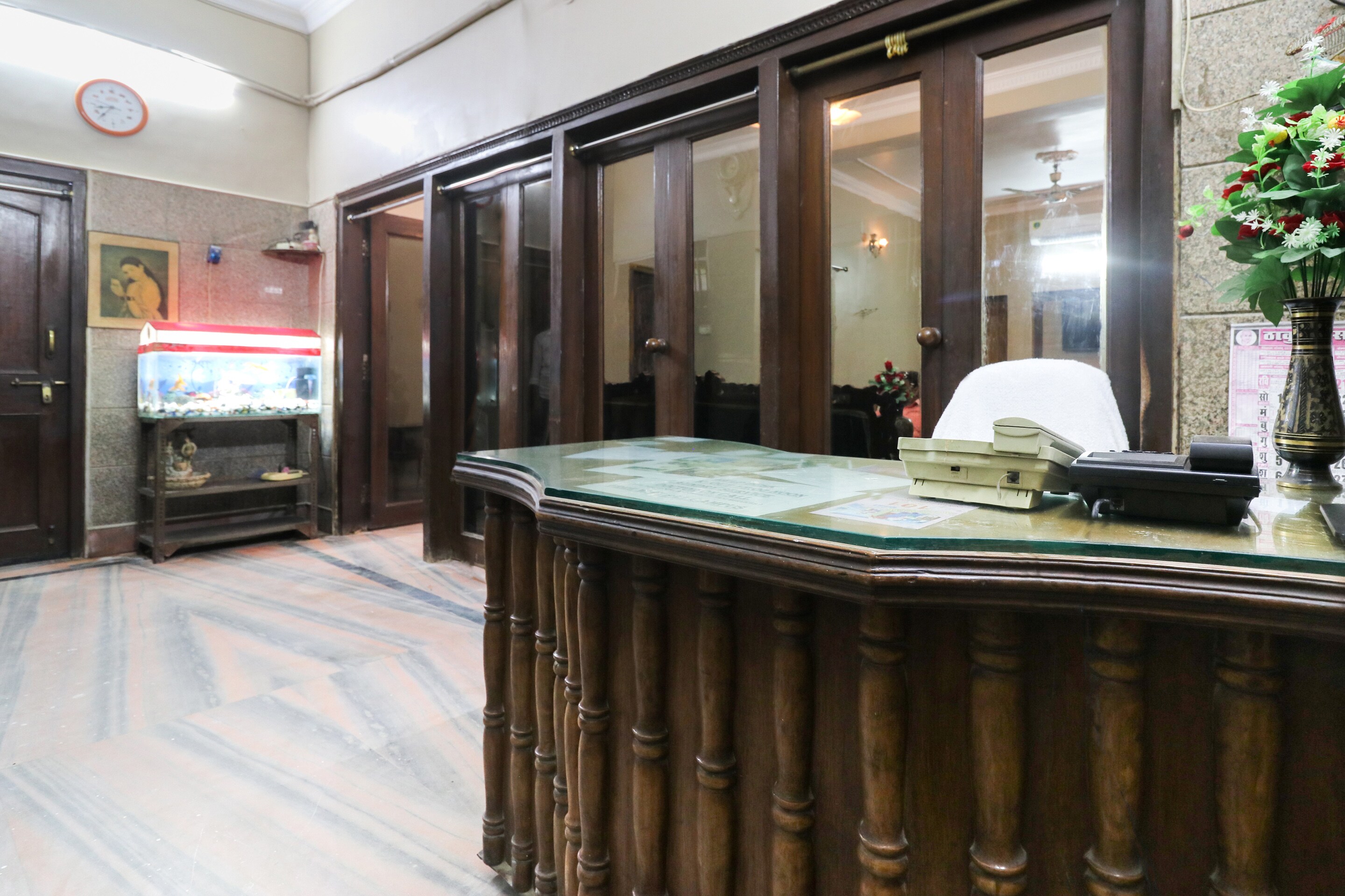 OYO Flagship 44546 Royal Holiday, Patna 2