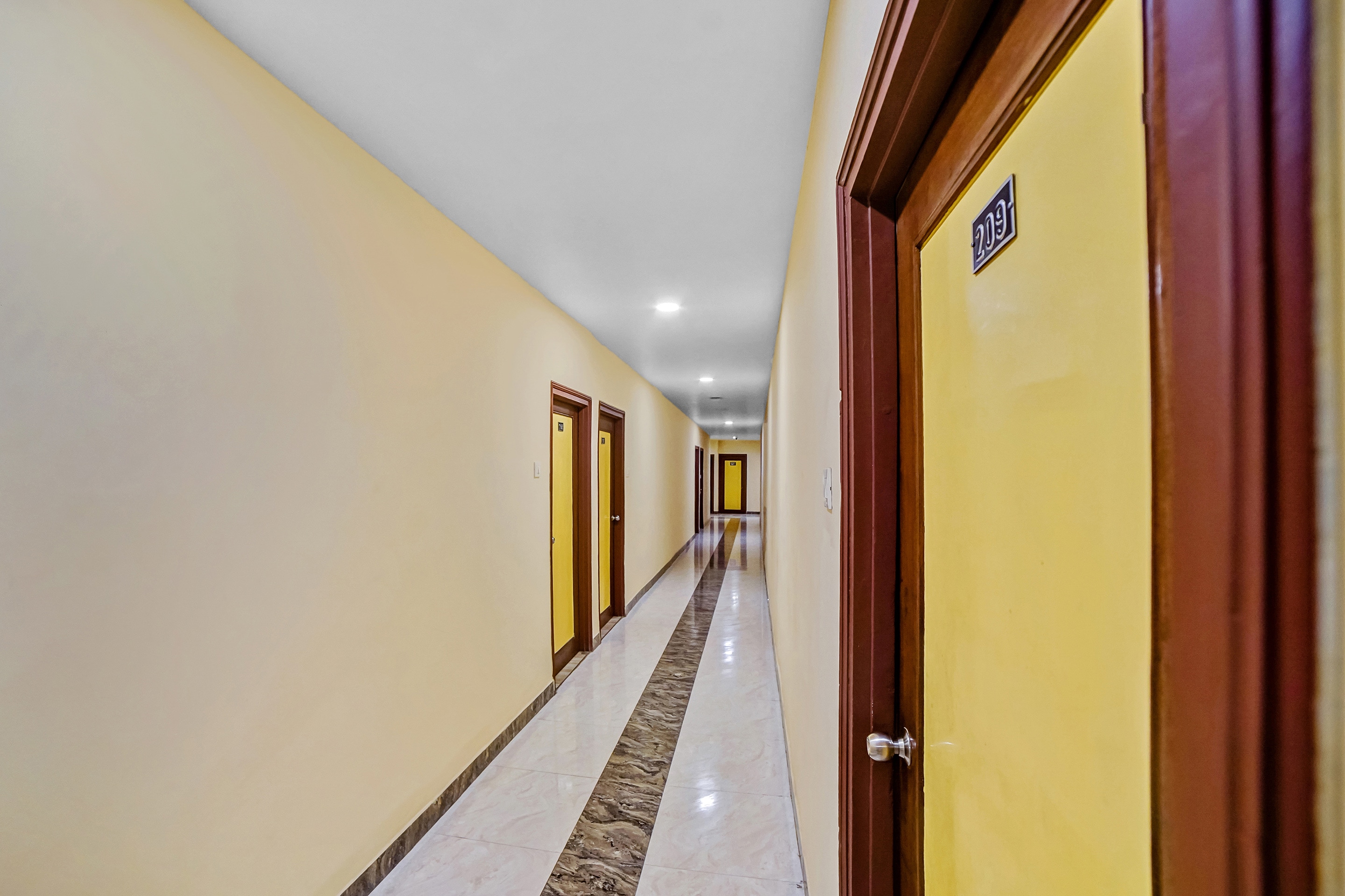 OYO Flagship 45443 Hotel Suvidha, Bilaspur 2