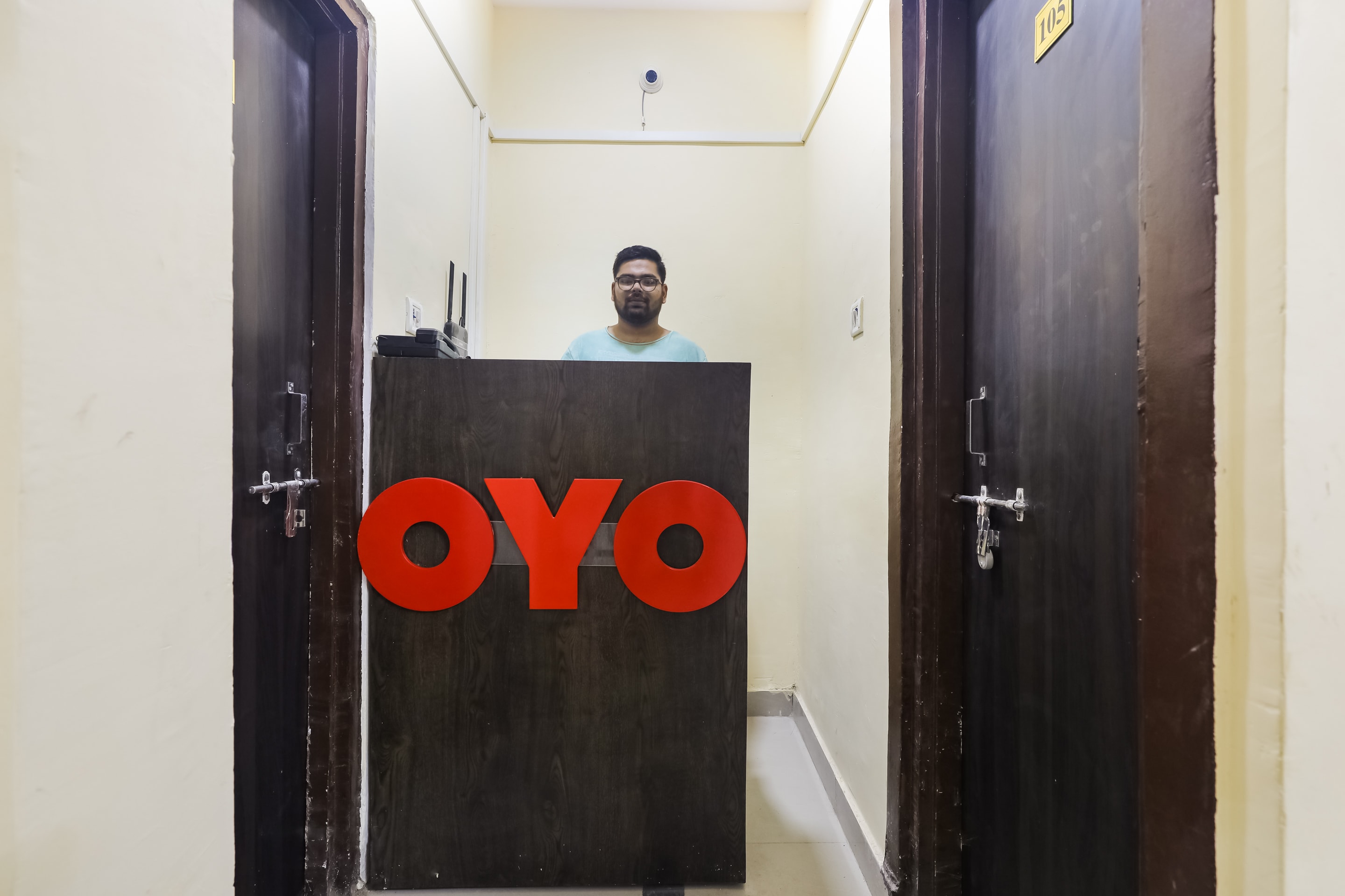 OYO Flagship 45906 Hotel Ashutosh, Bhopal 3