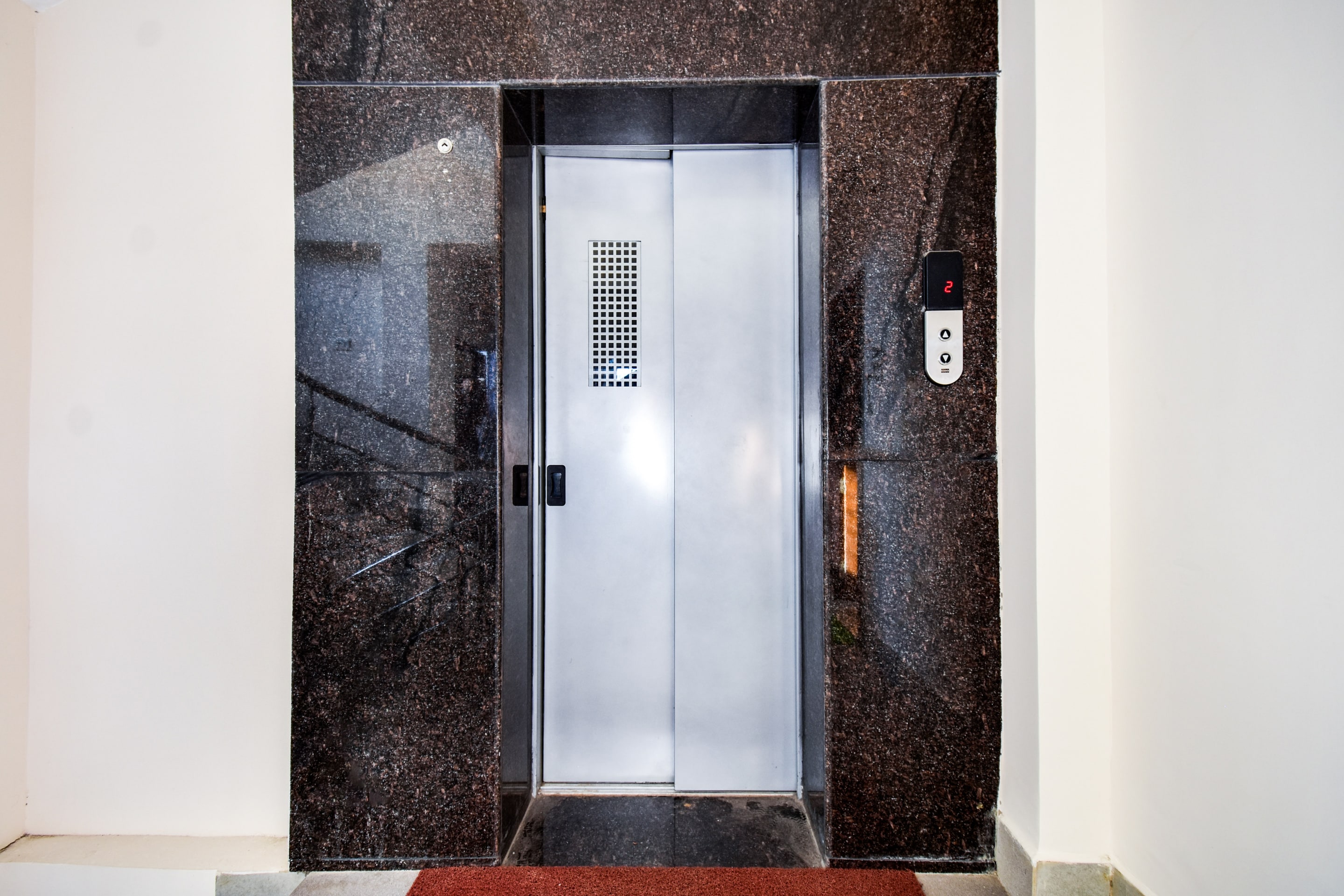 OYO Flagship 49036 Royal Pearl Inn, Guwahati 4
