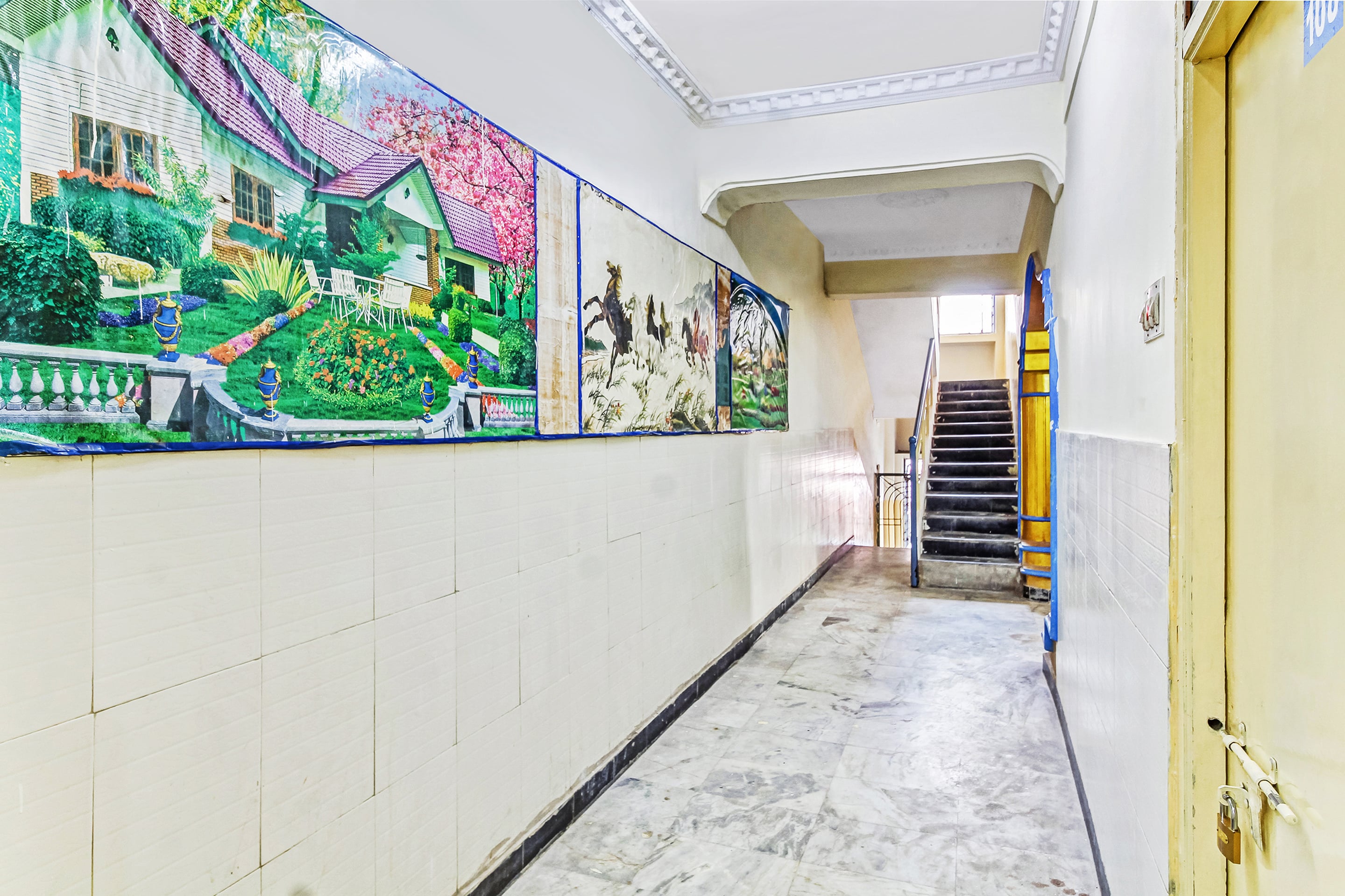 OYO 49125 Suraj Residency, Warangal 2