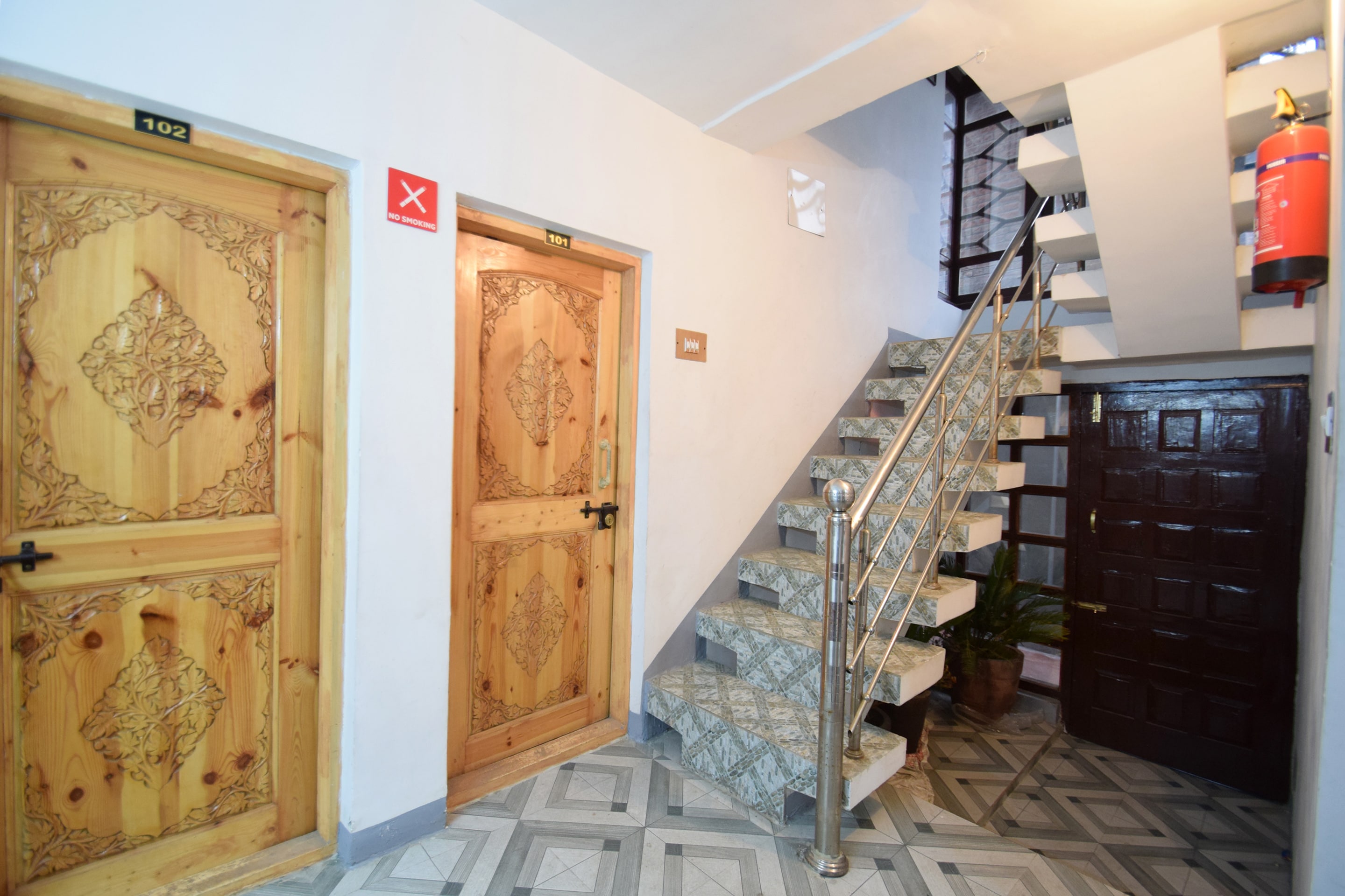 OYO 5395 Maple Inn Resort, Srinagar 2