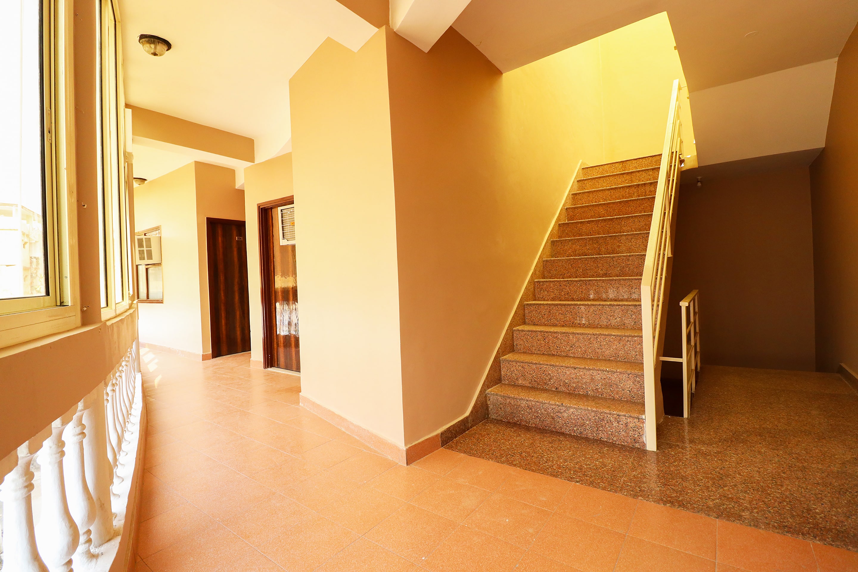 OYO 61264 Hotel Royal Orbit, New Delhi 4