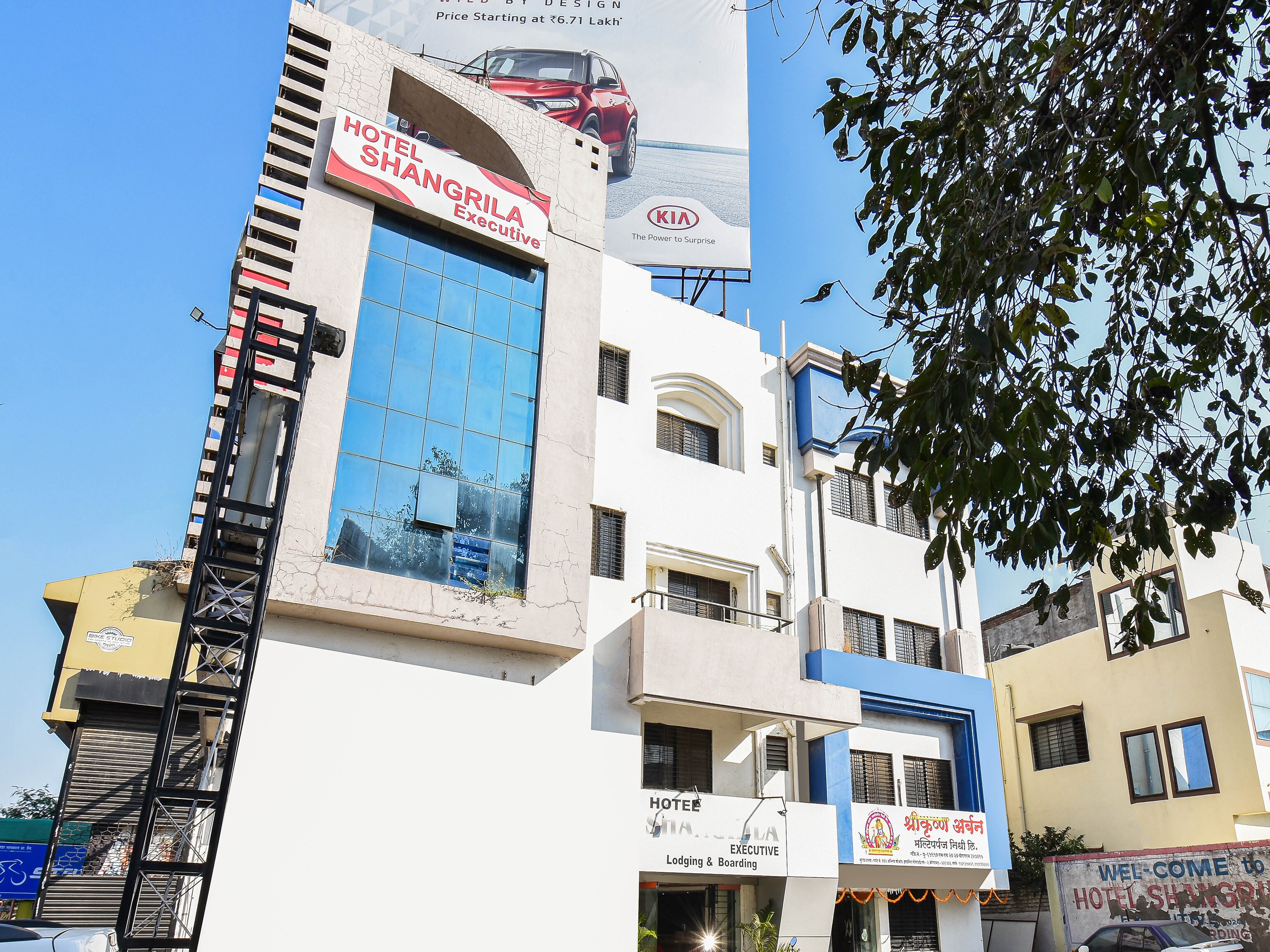 OYO 61768 Shangrila Executiv, Aurangabad 4