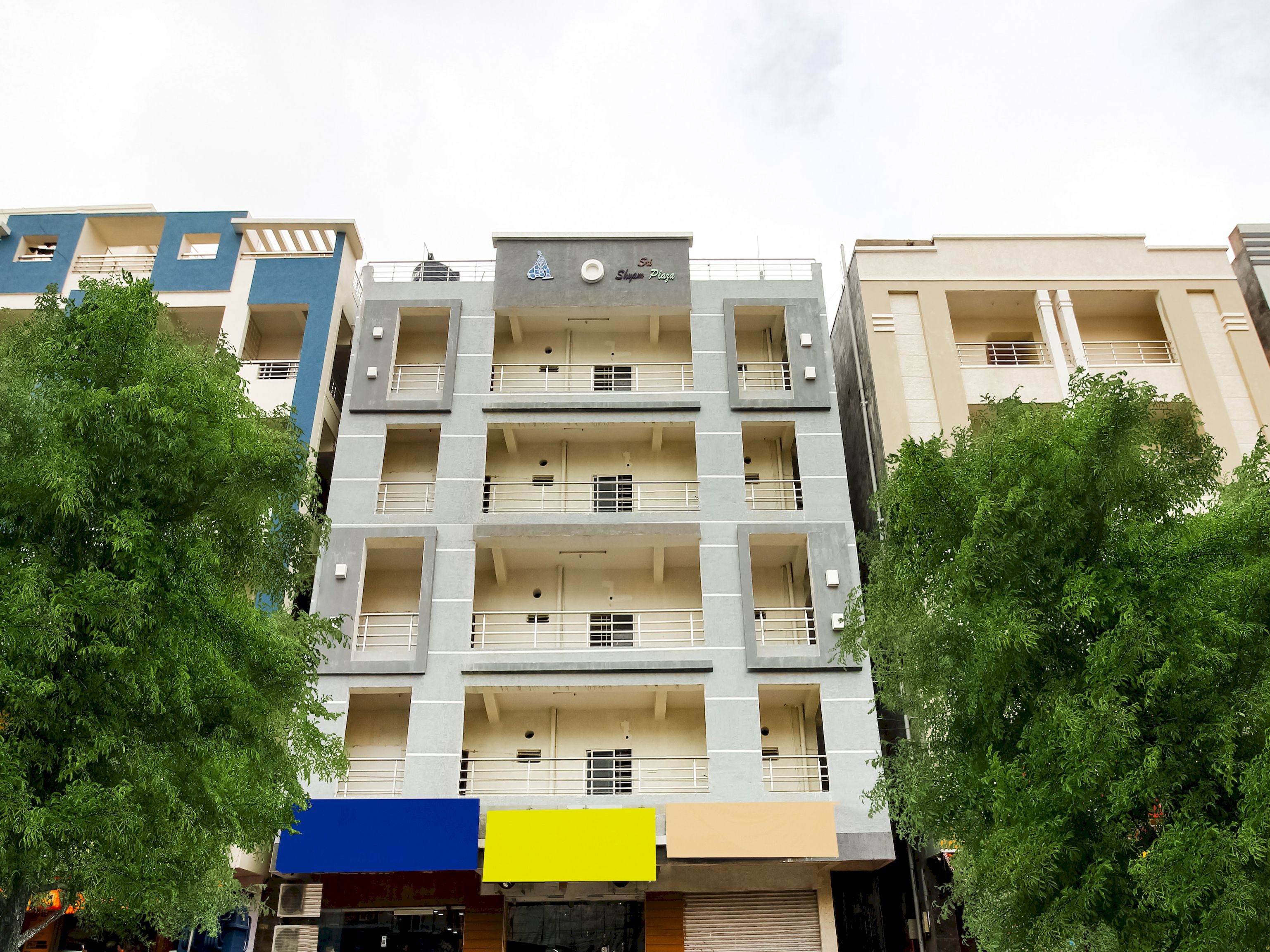 Flagship Hotel Banyan Tree Near Alwan Colony, Hyderabad 2