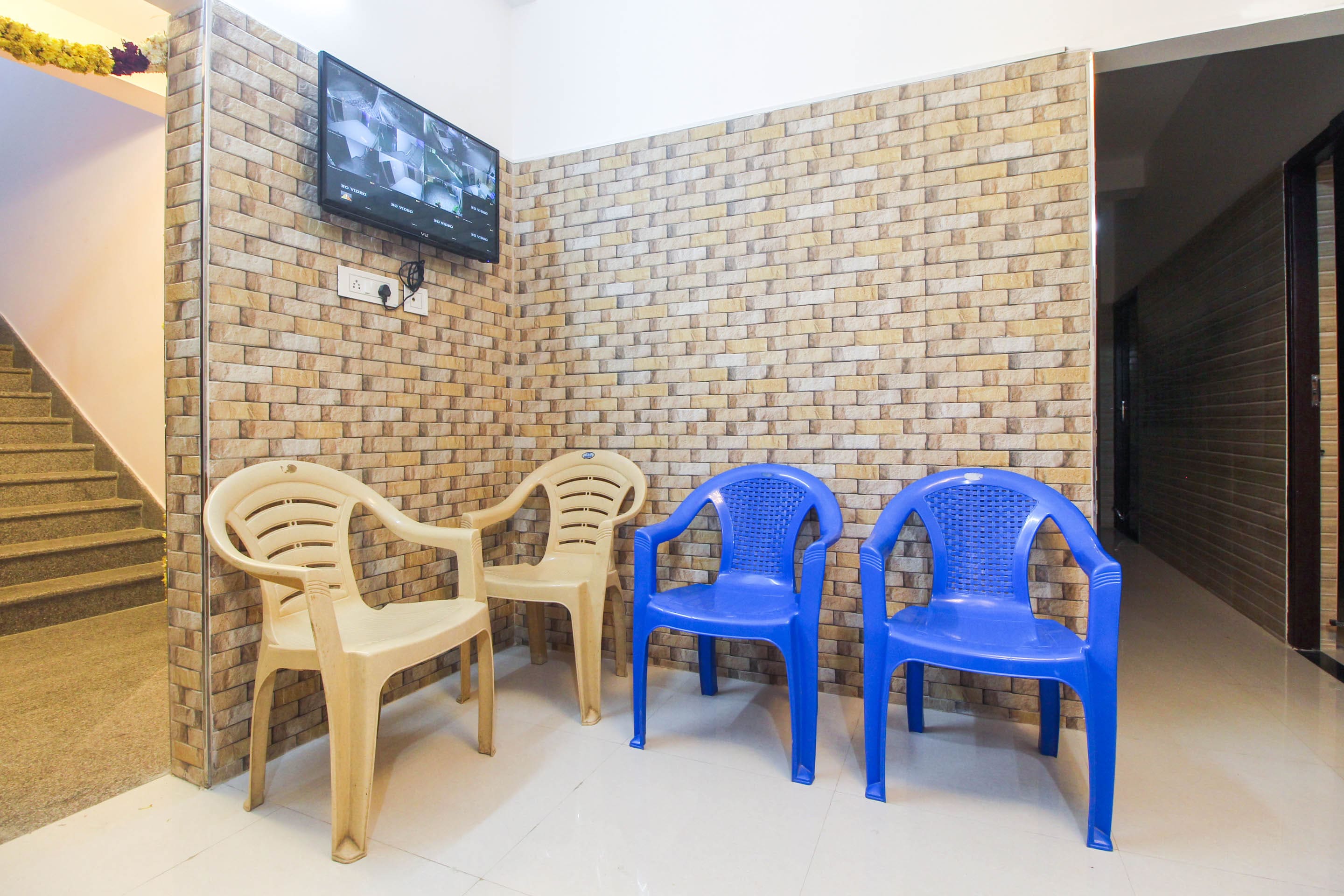 OYO Flagship 61869 Jp Residency, Chennai 2