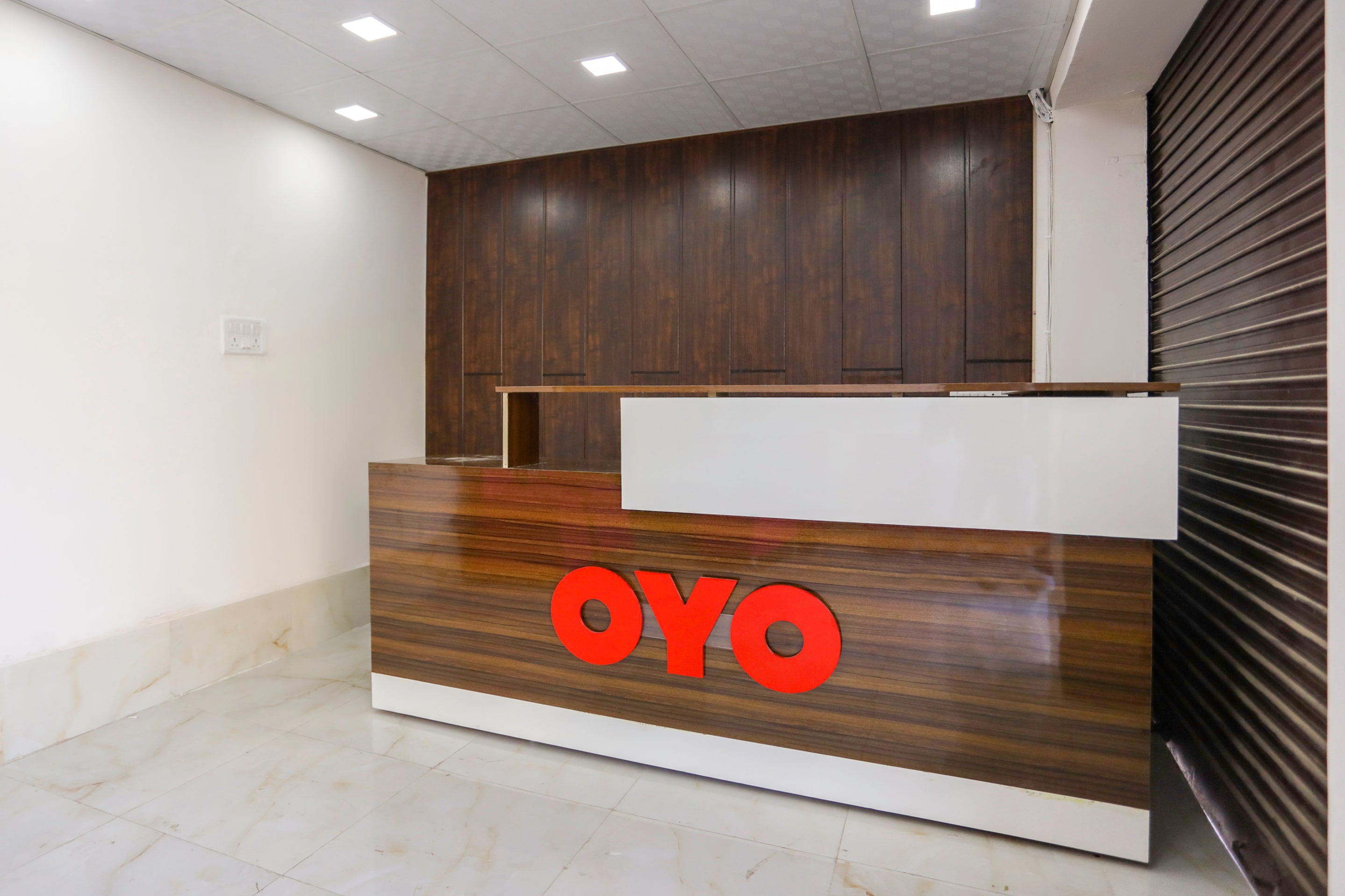OYO 62680 Royal Galaxy In, Noida 5