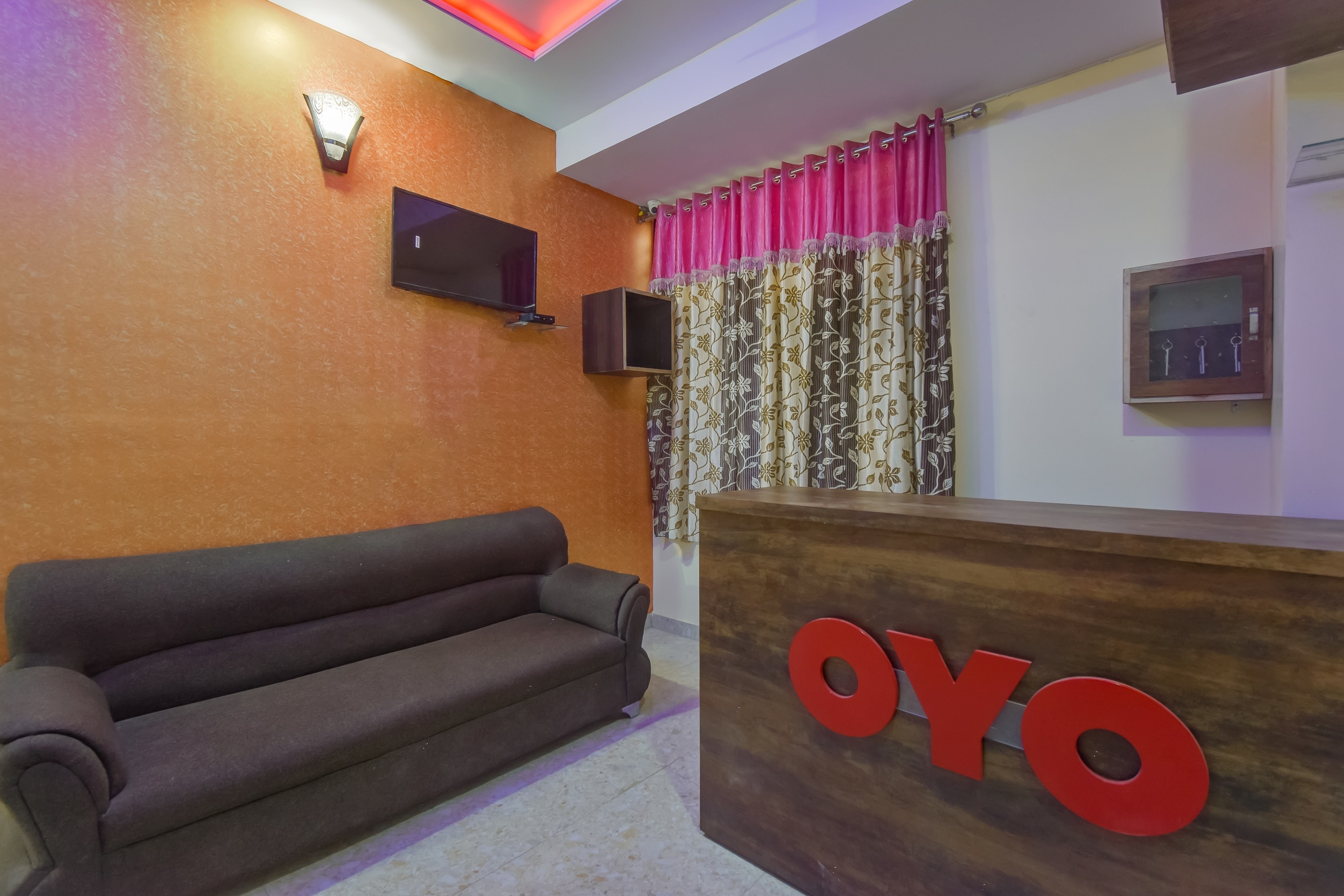 OYO Flagship 62907 Hotel Royal Blue, Jaipur 2