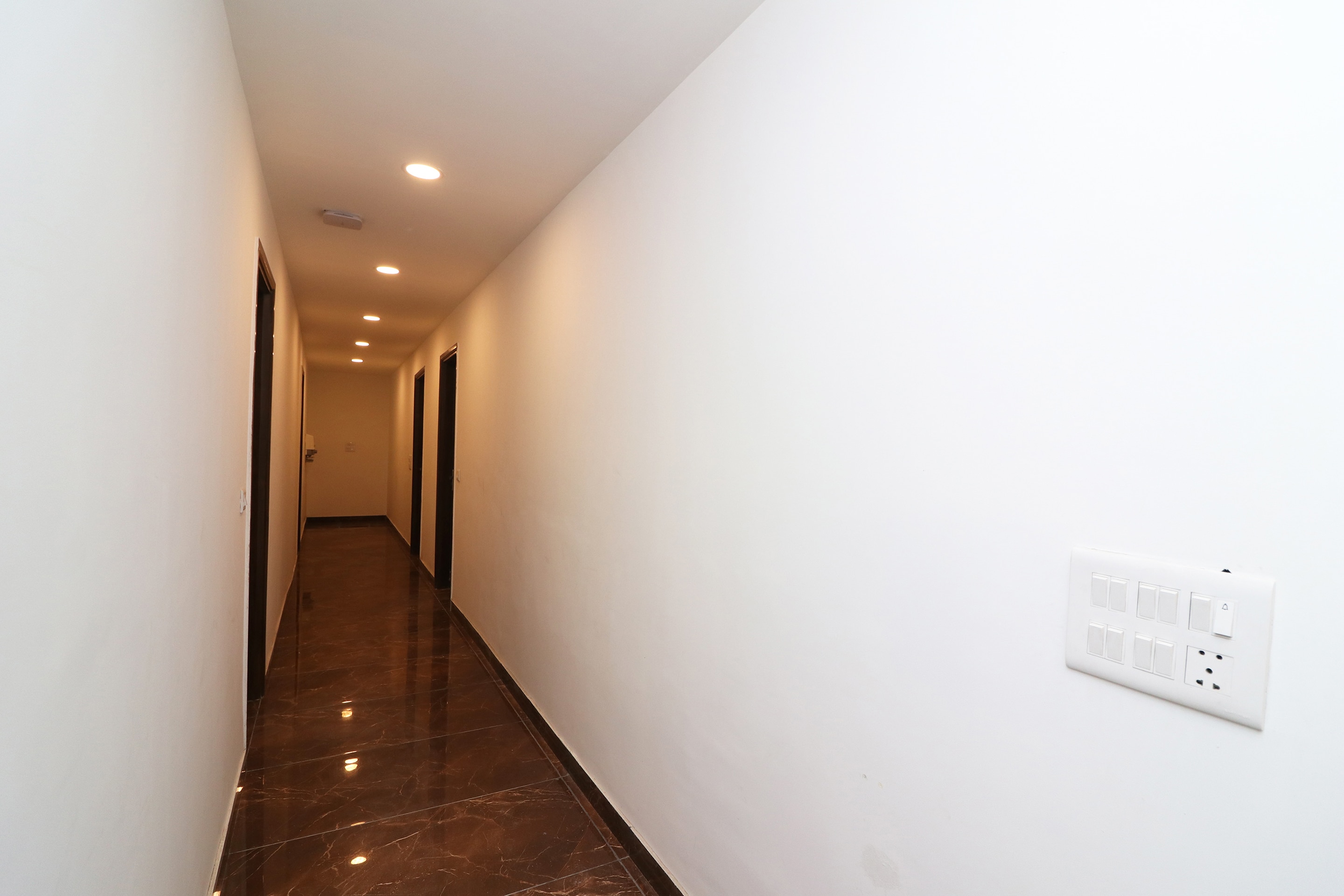 Treebo Trip Amazing House, New Delhi 5