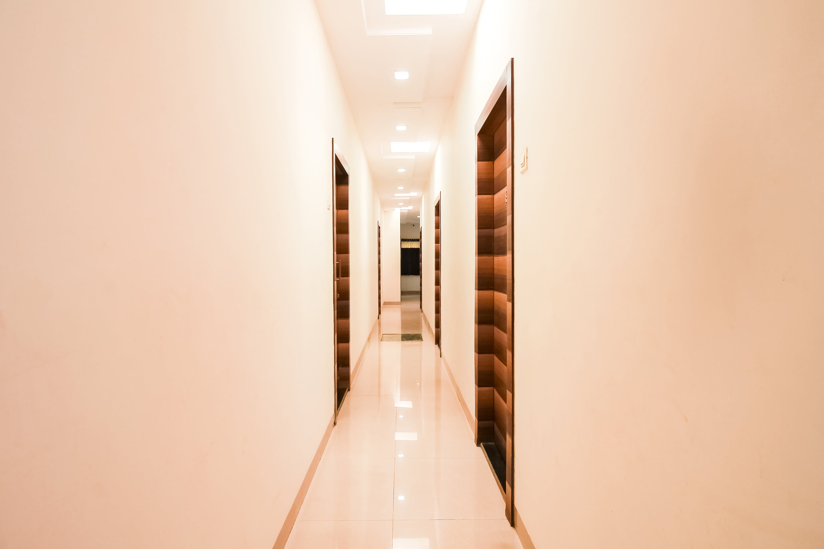 OYO 66342 Hotel Unique Inn, Nashik 2