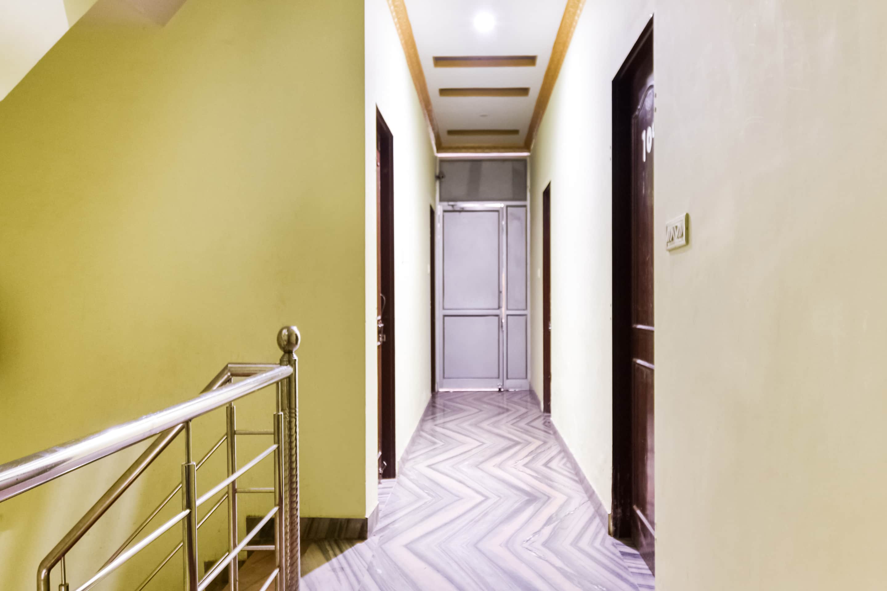 SPOT ON 68016 Hotel Jaya Palace, Jaipur 2