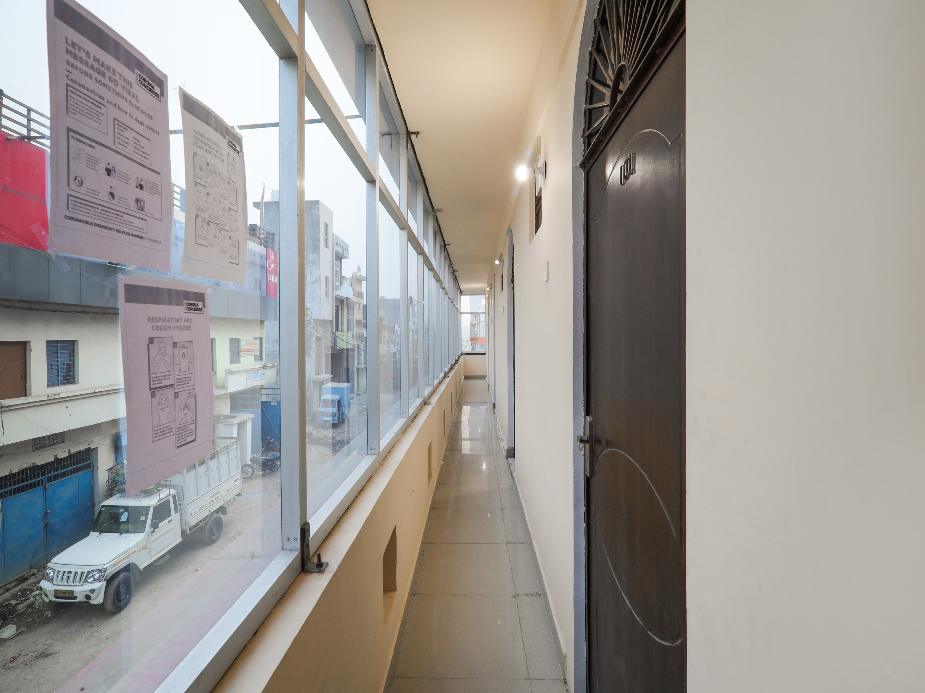 OYO 68040 Hotel Aastha, Lucknow 2