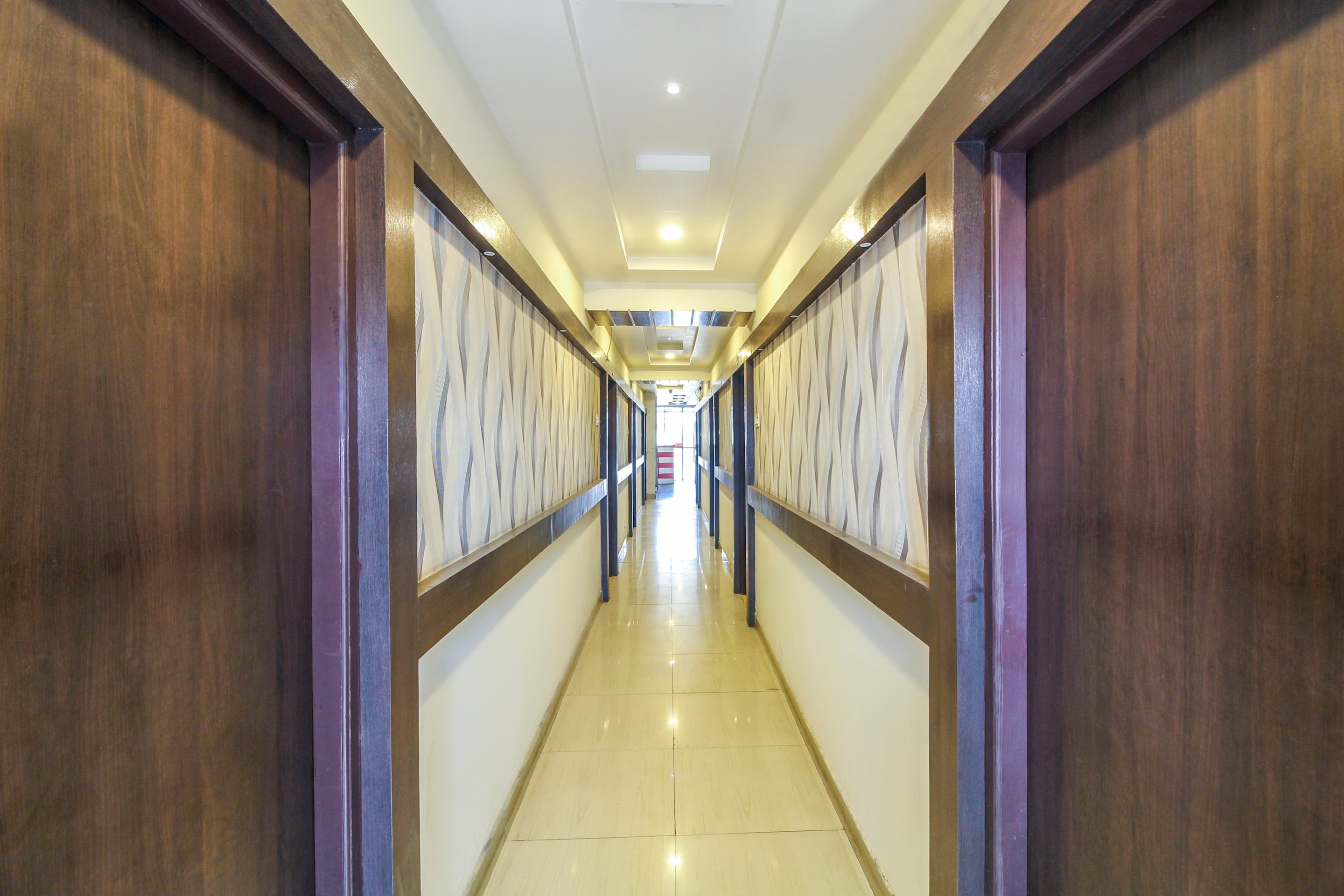 OYO Flagship 70678 Sri Harsha Residency, Hyderabad 2