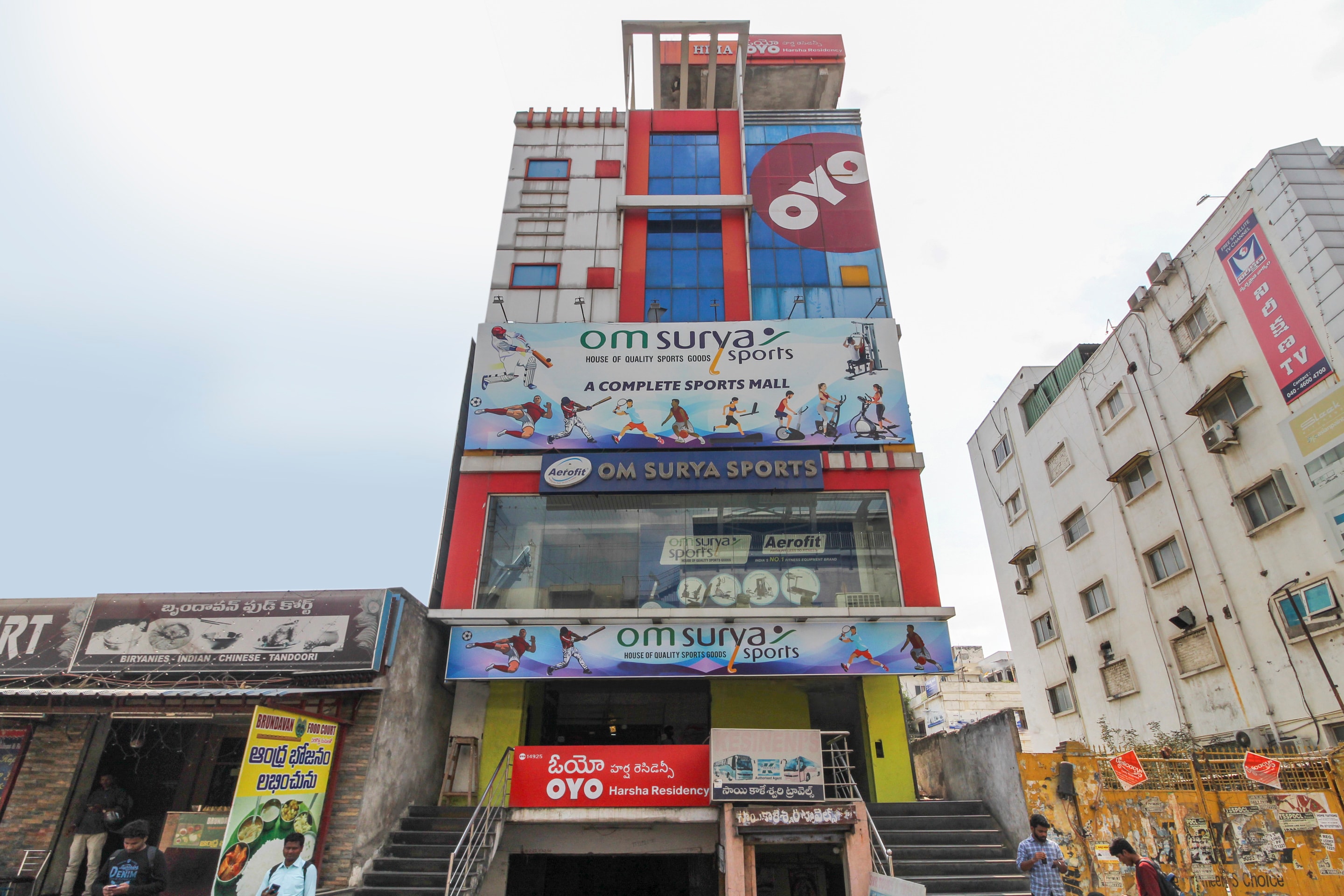 OYO Flagship 70678 Sri Harsha Residency, Hyderabad 3