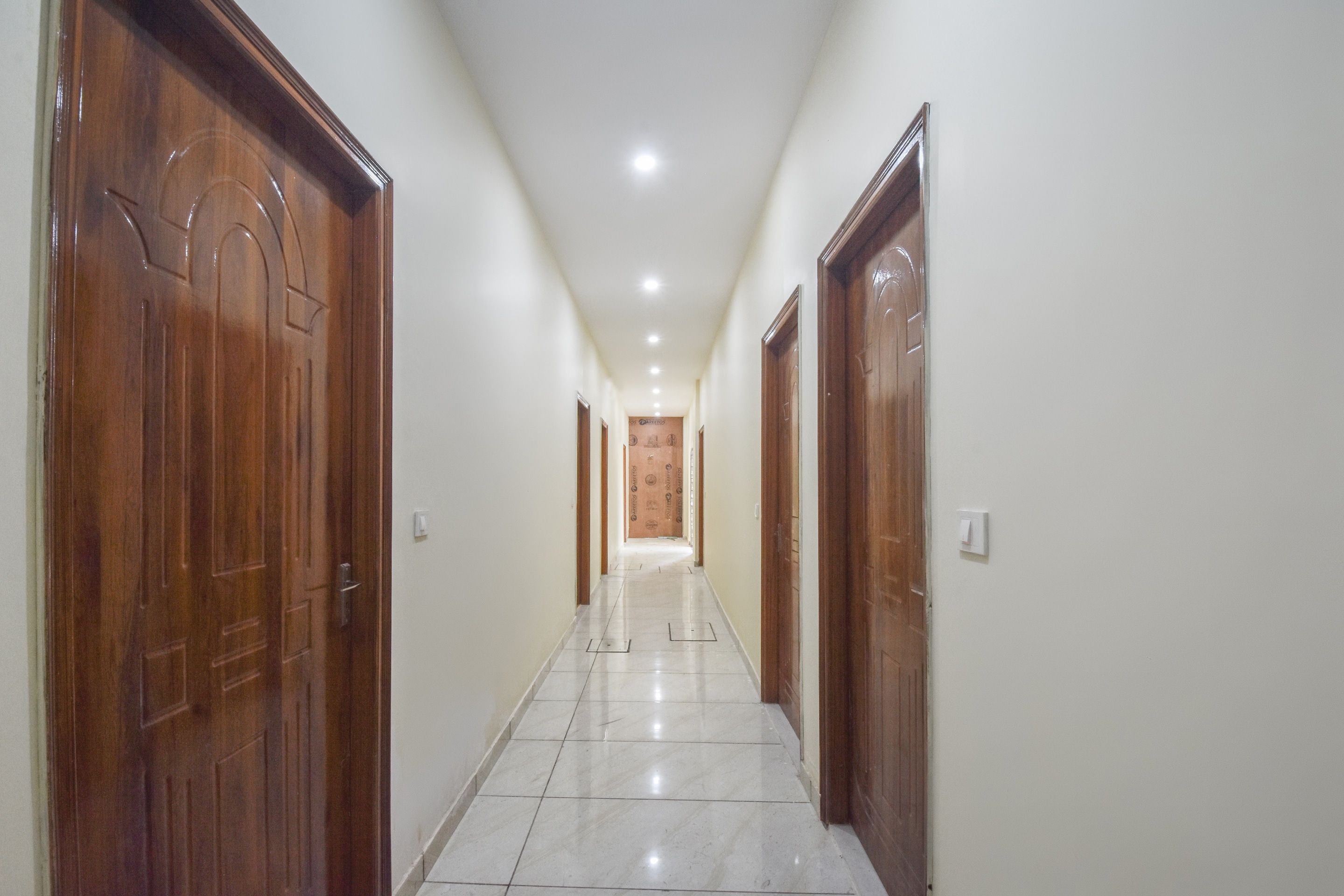 OYO 70747 Paradise In, Roorkee 2