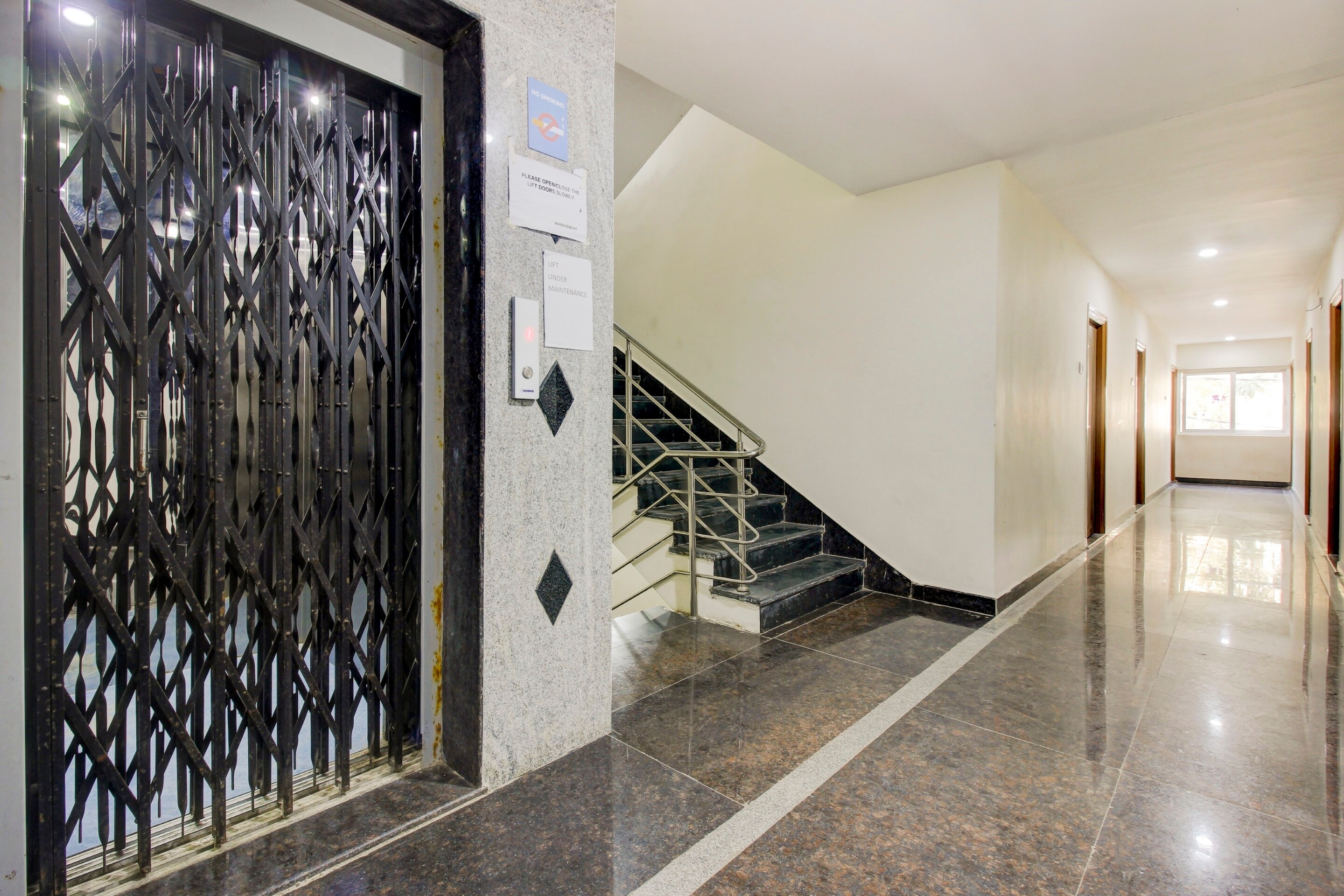 OYO 70857 Dream Suites, Hyderabad 4