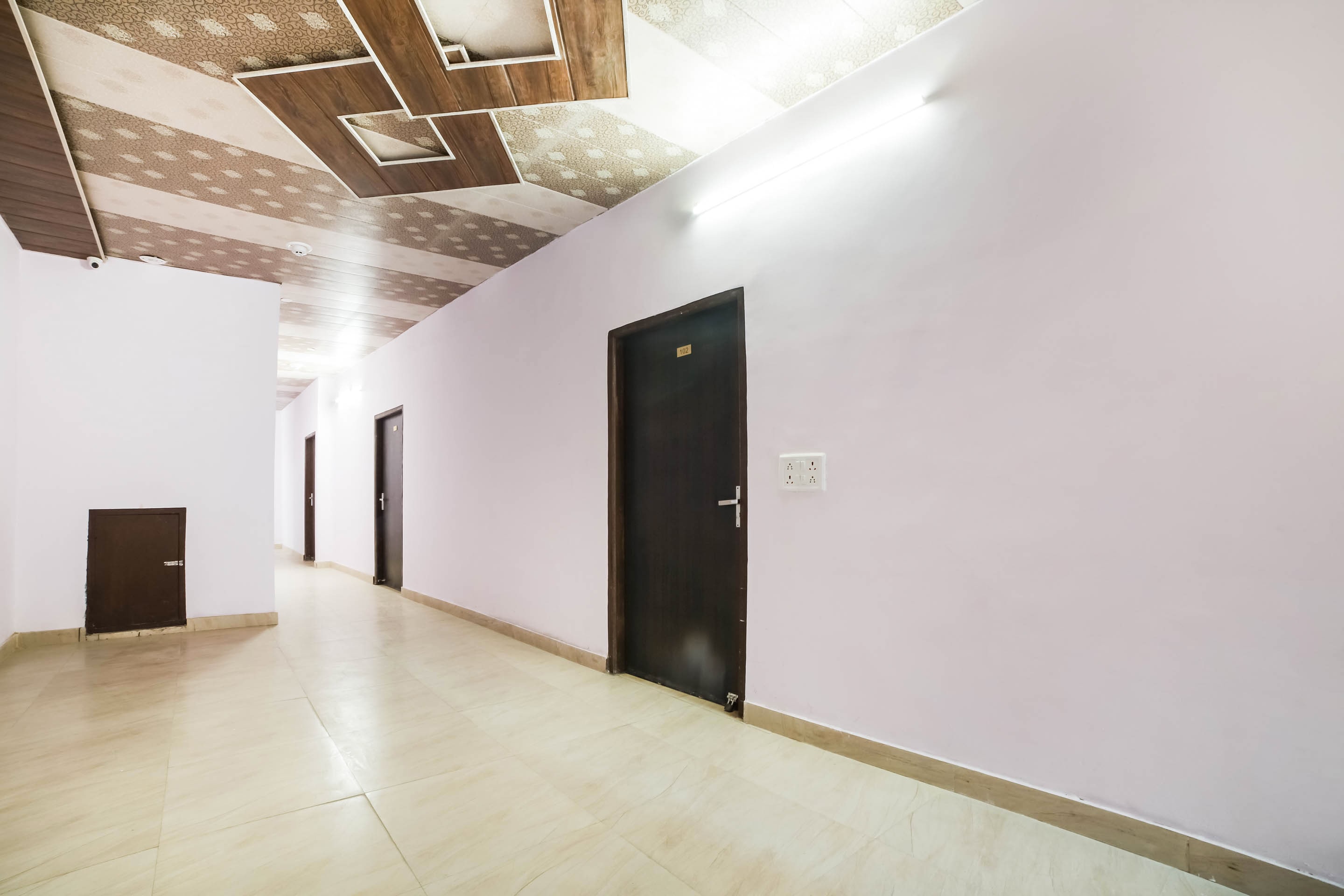 OYO 70893 Kl Khari Inn, New Delhi 5