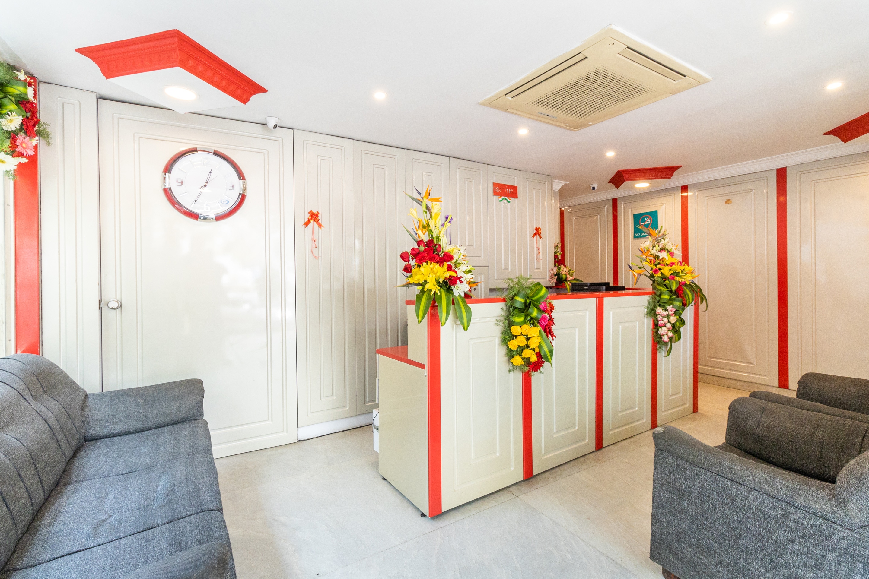 OYO 71720 Hotel Fiesta Grand, Bangalore 5