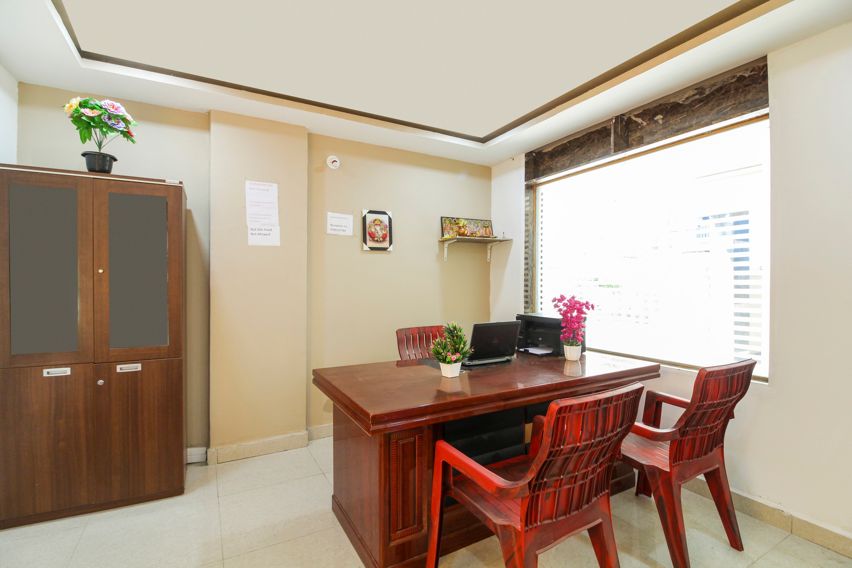 OYO 71916 New Cyber Grand, Hyderabad 4