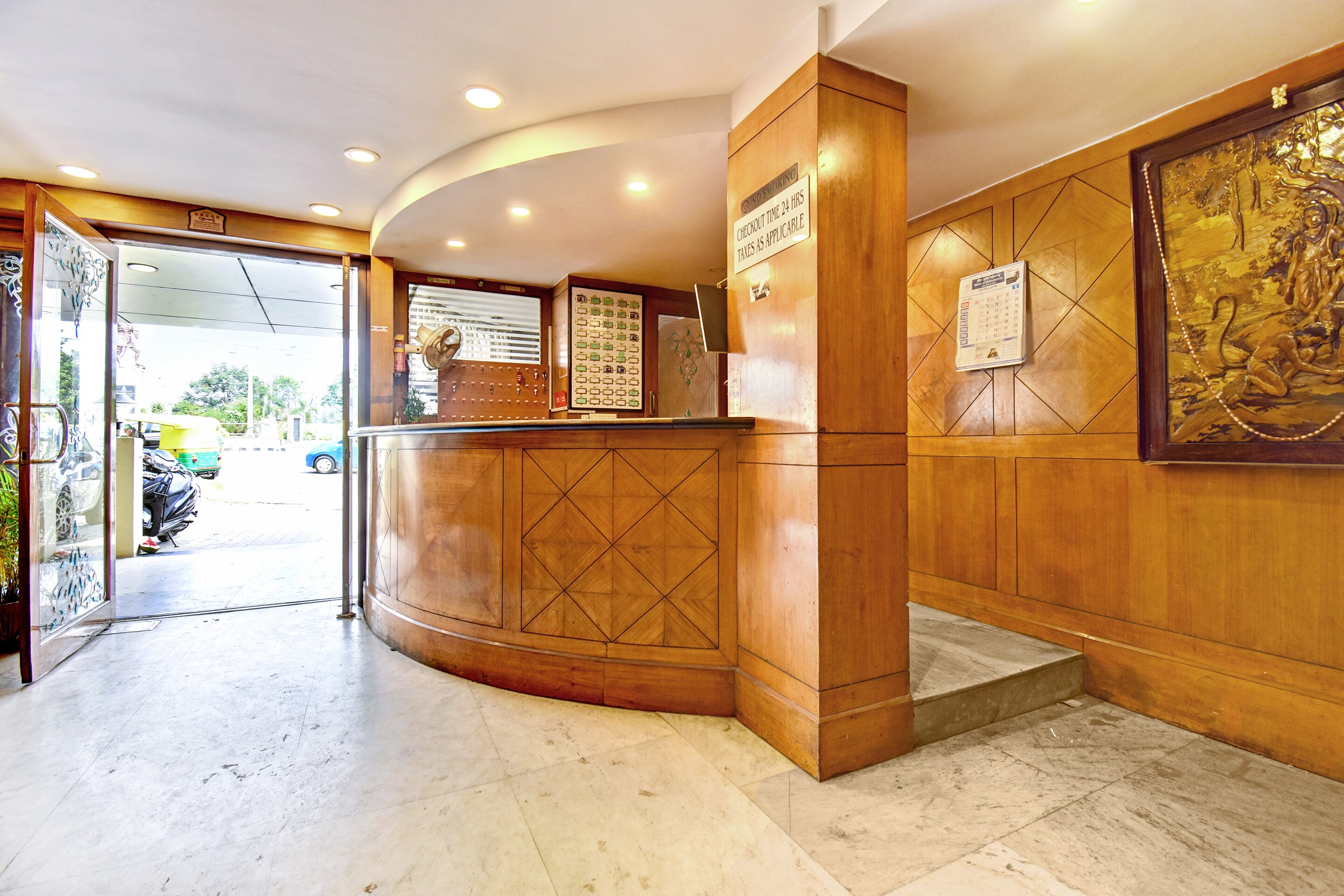 OYO 72106 Hotel Star Ldh, Ludhiana 2