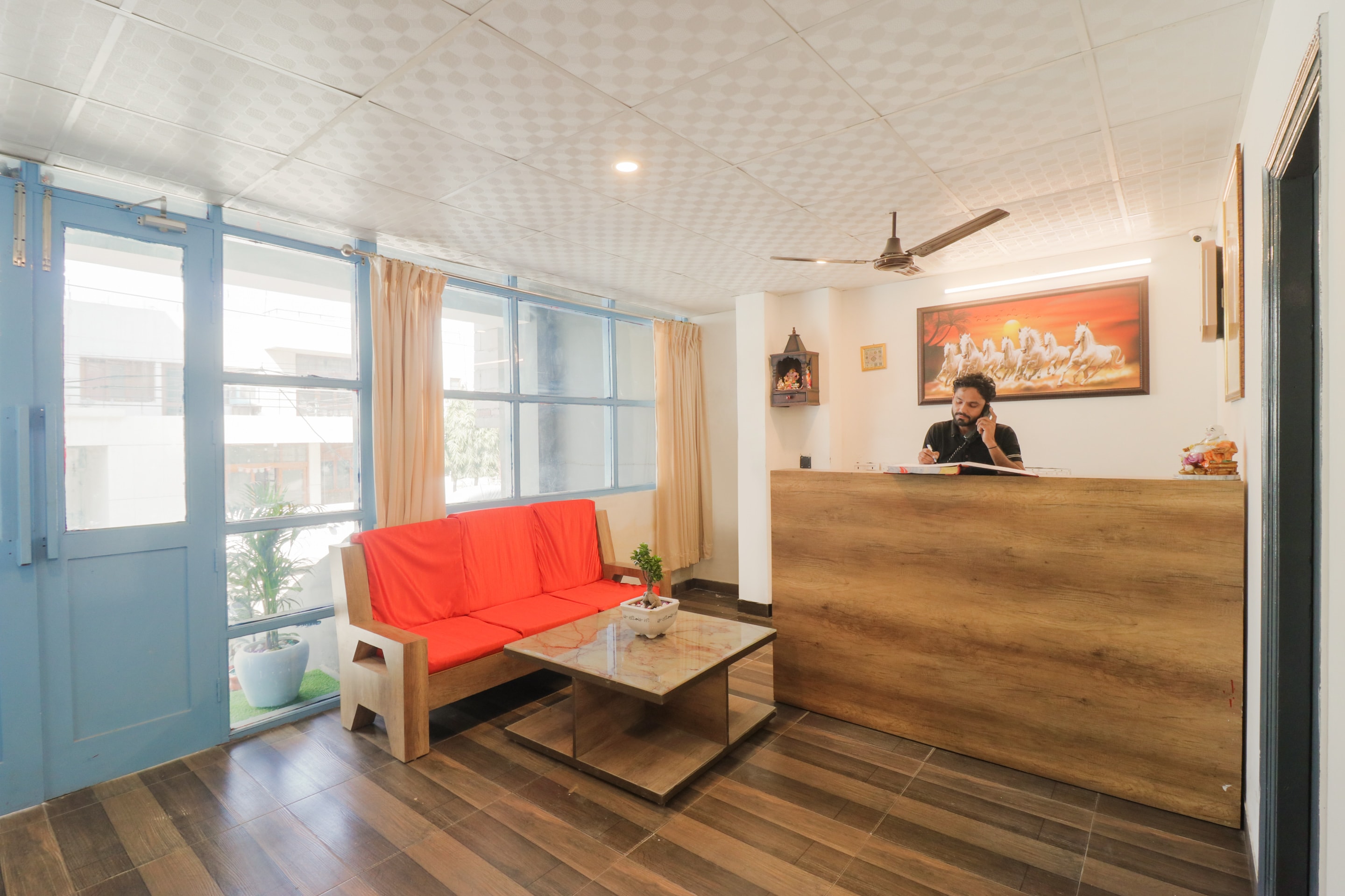 OYO 72350 Perky Stay, Faridabad 5