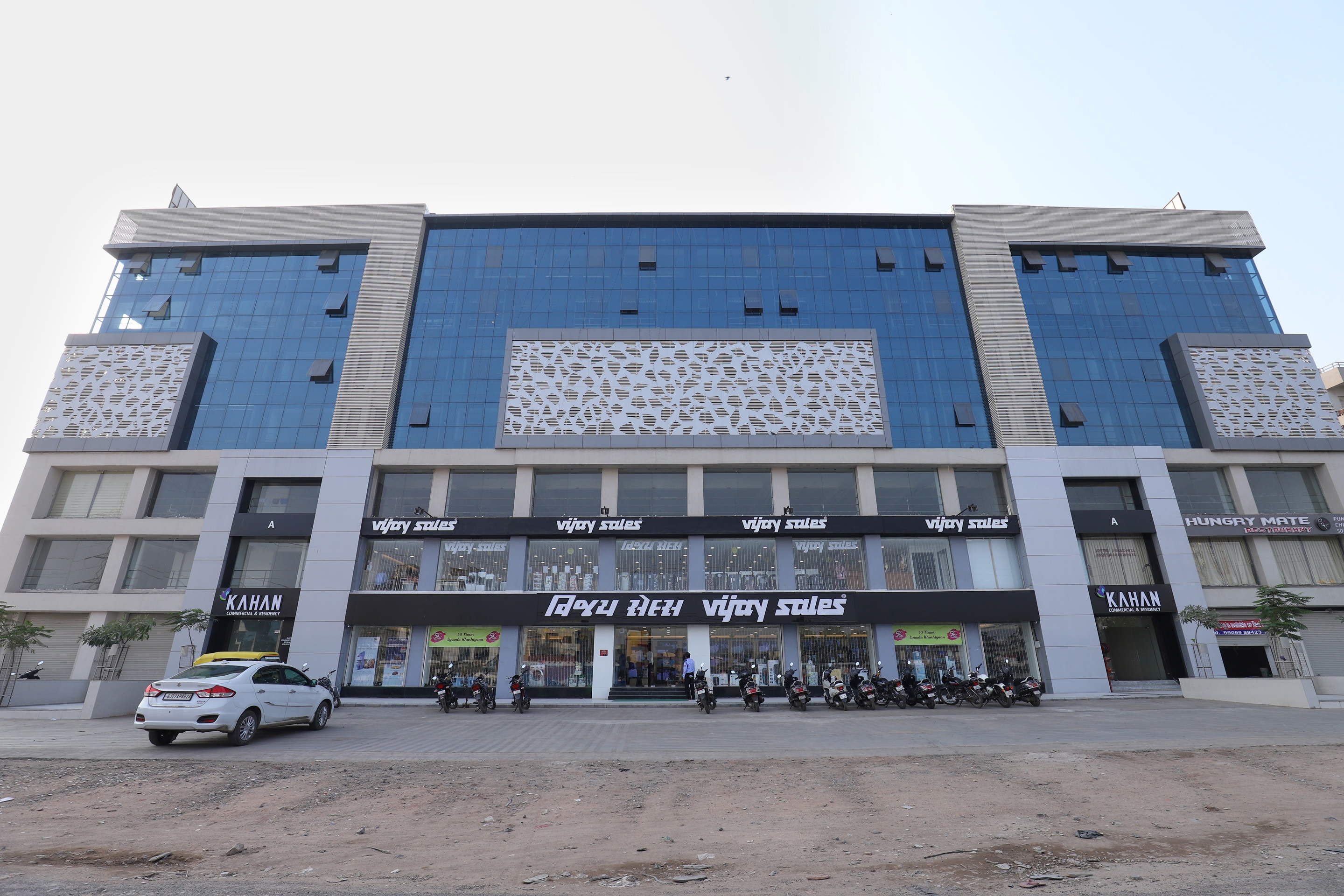 OYO 9805 Hotel Apollo, Ahmedabad 1