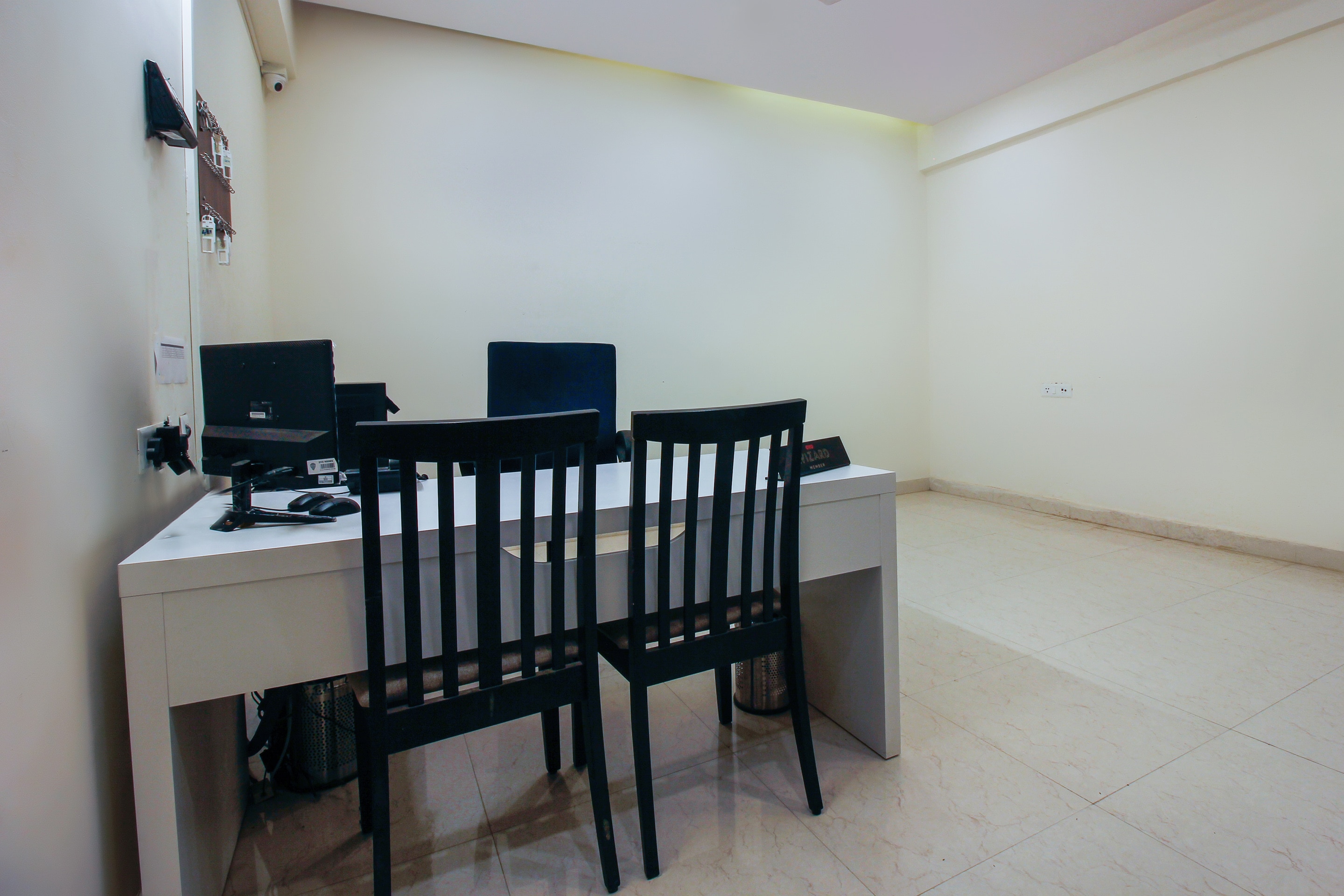 OYO Flagship 35993 Puppalaguda, Hyderabad 5