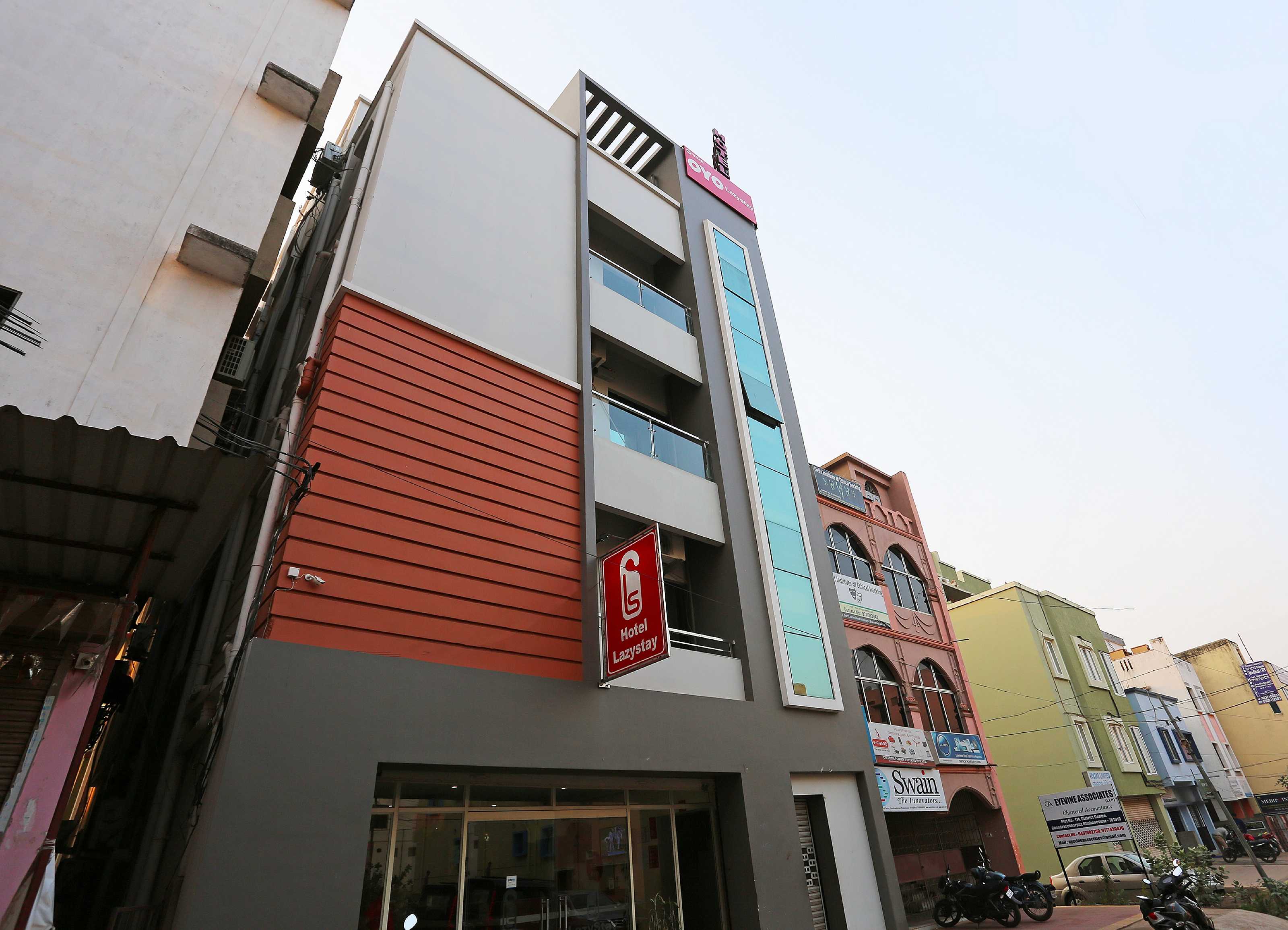 أو واي أو 8346 لازي ستايز, Bhubaneswar 3