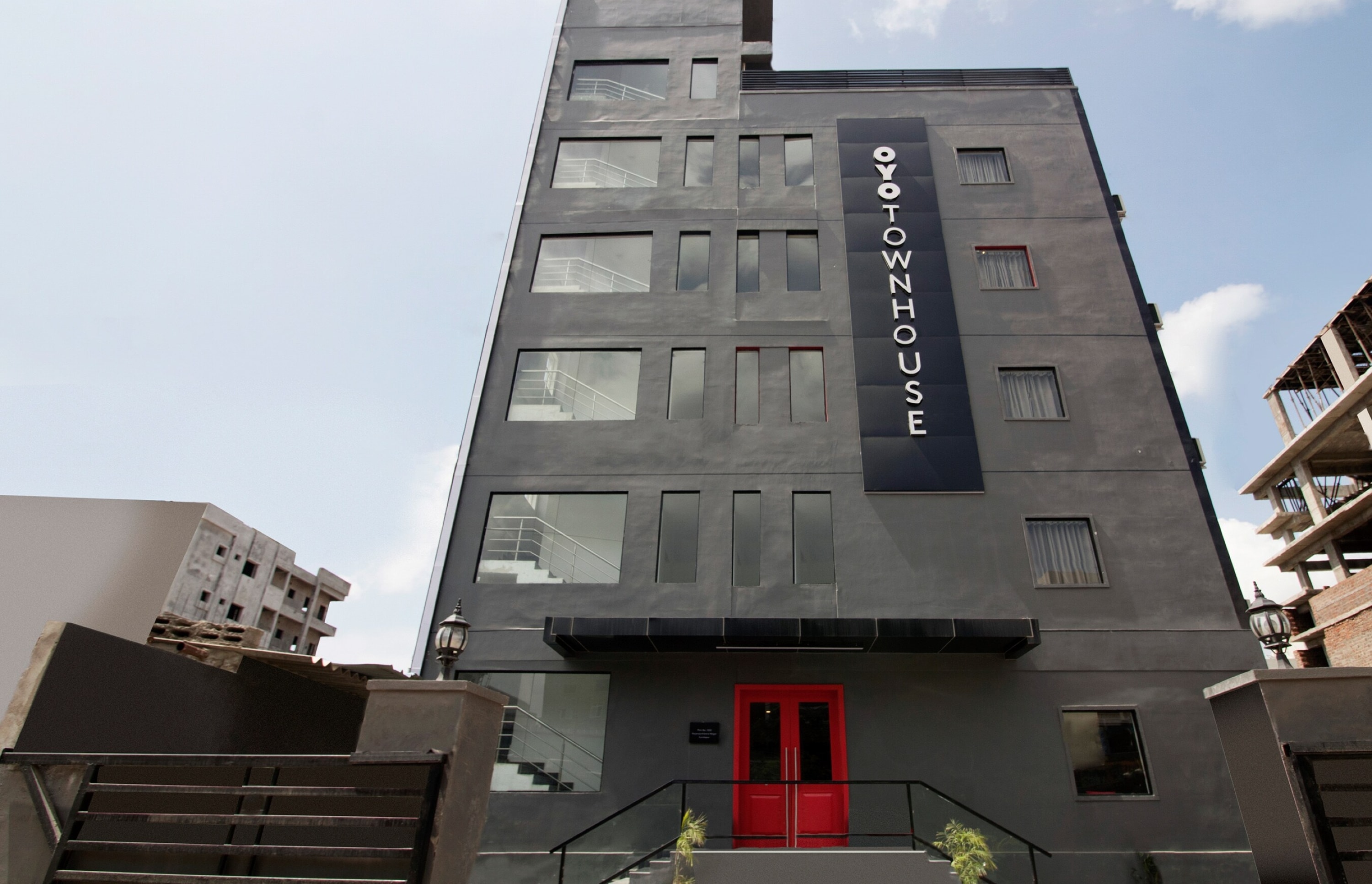 OYO Townhouse 123 White Ridge Kondapur, Hyderabad 3
